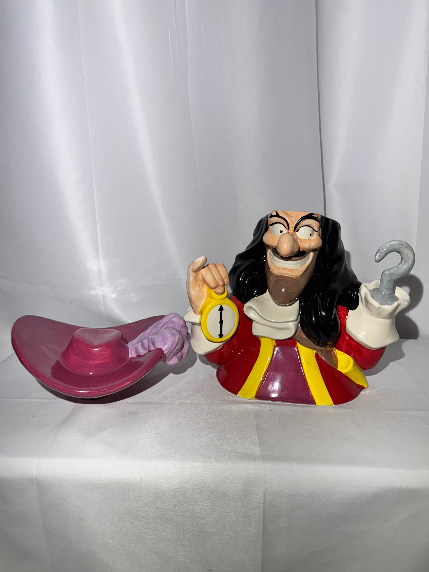 Captain Hook- Cookie Jar - Disney- Peter Pan - Westland Giftware- item number 24213