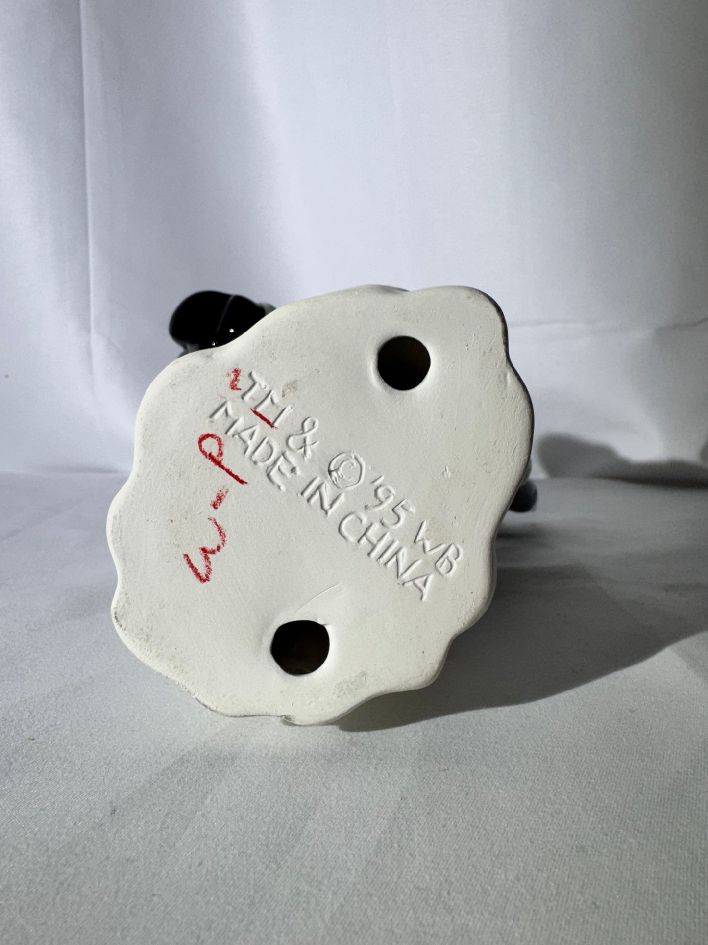 Bugs Bunny and Lola bunny- Ceramic Figurine- Wedding- Bride and Groom- 1995 - Warner Brothers - Looney Tunes