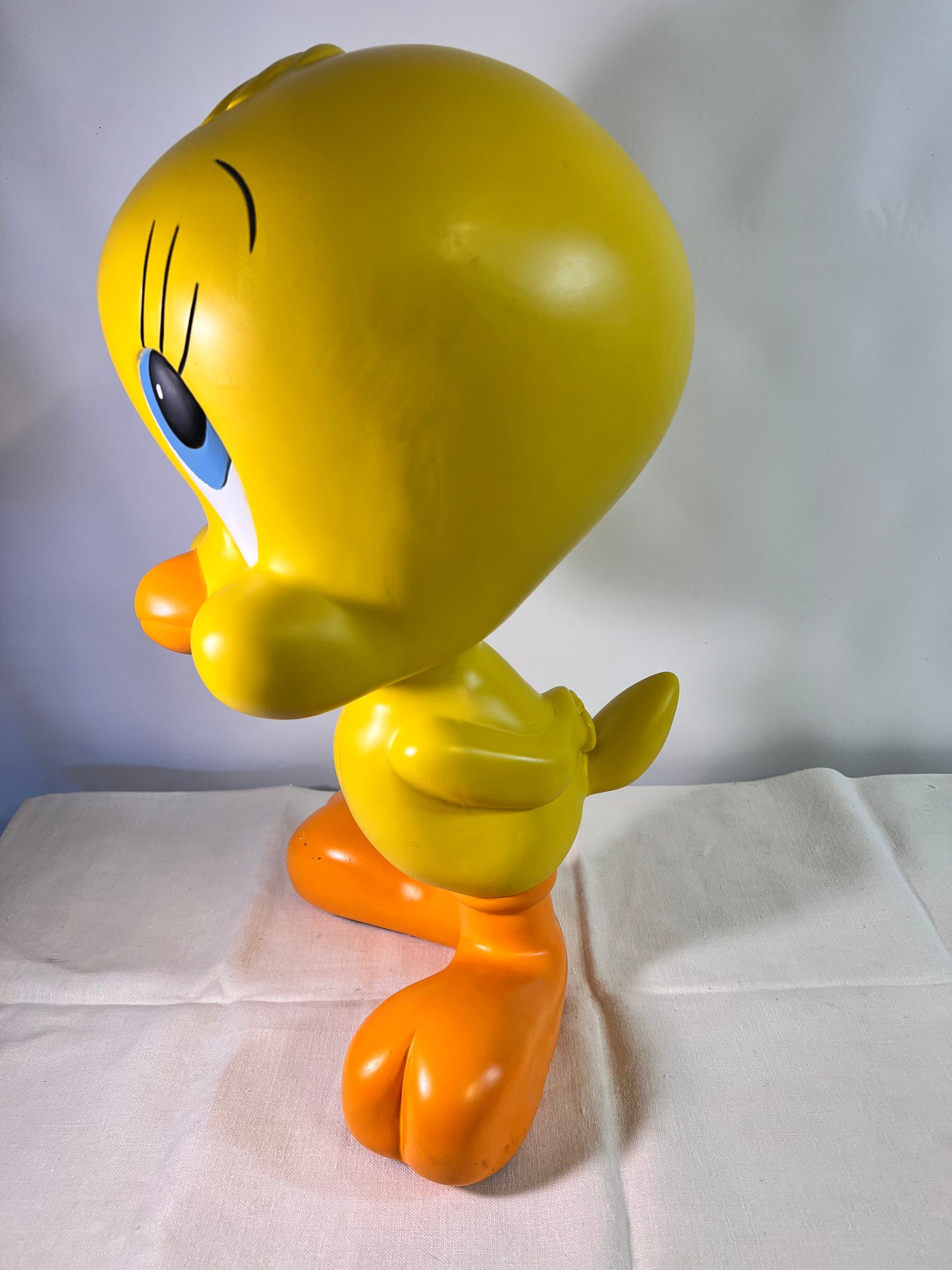 Rare 17” Tweety Bird Statue-Warner Brothers-1996