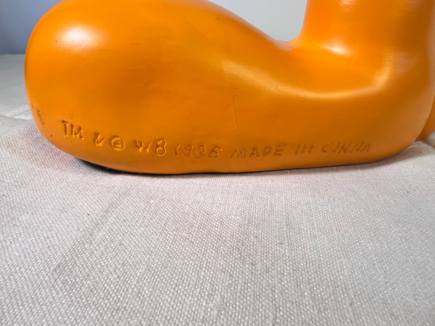 Rare 17” Tweety Bird Statue-Warner Brothers-1996