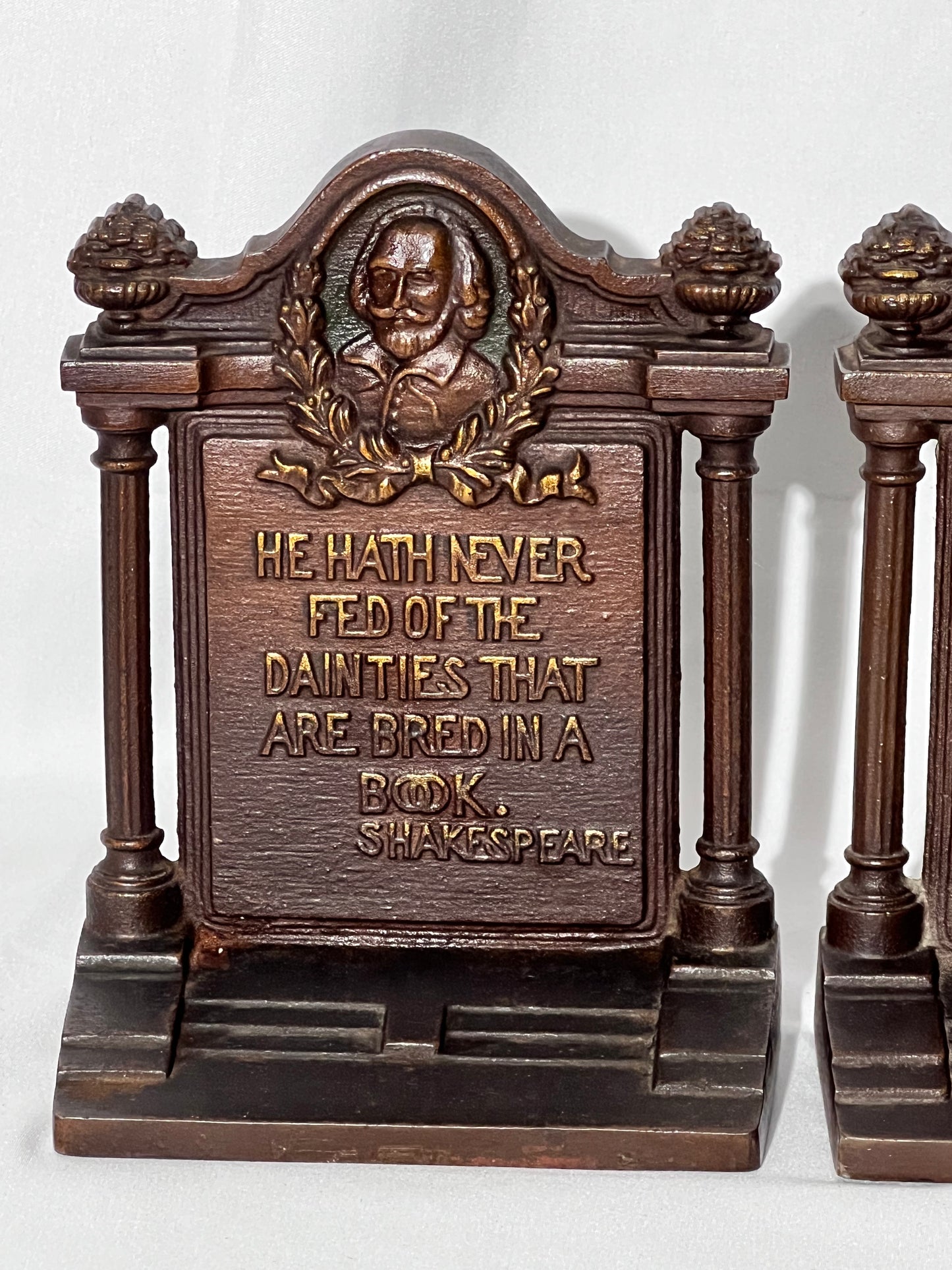 Shakespeare- Bookends-rare - BRADLEY & HUBBARD - BRONZED CAST IRON