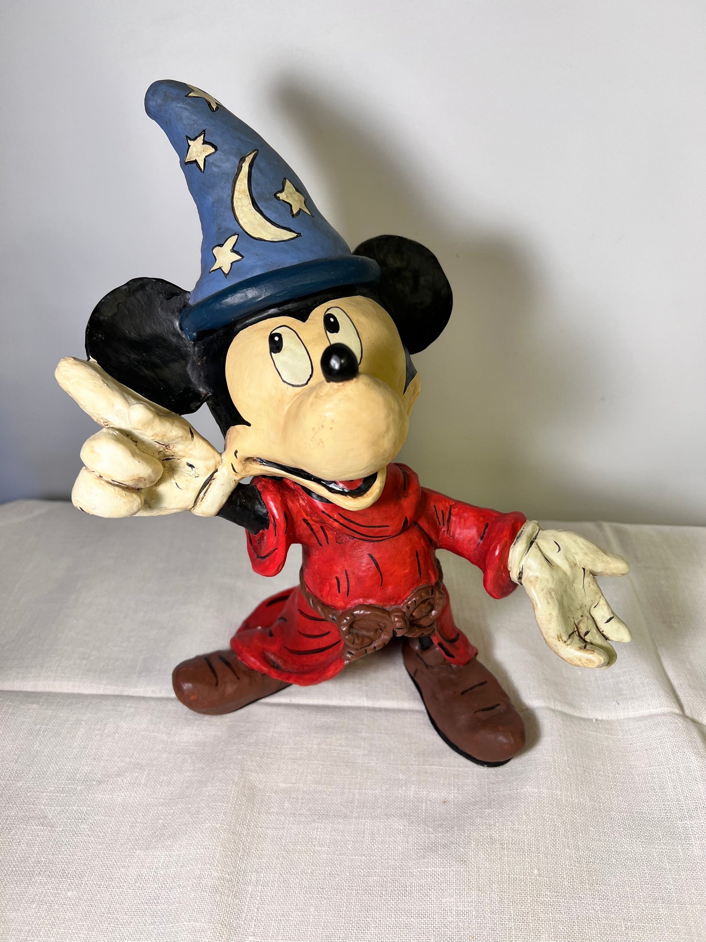 Mickey Sorcerer- Disney- the vintage years 1928-1948-10” figure-David Cricthfield- Vic Fortunato