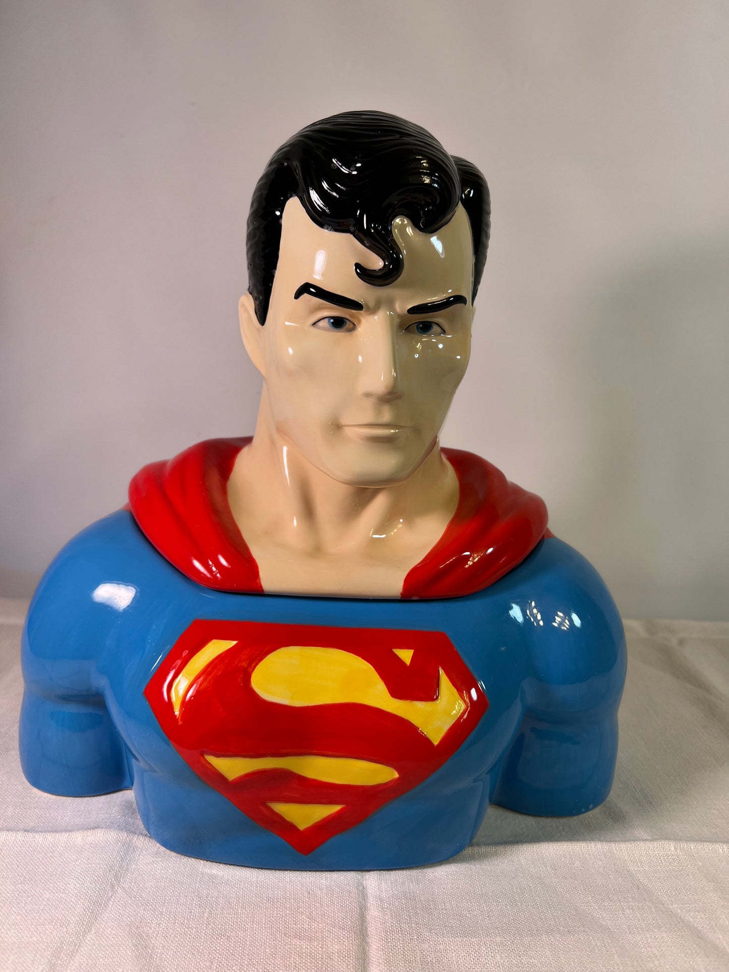 Superman cookie star-justice league-pot of biscuit Superman-DC comics-Warner Brothers