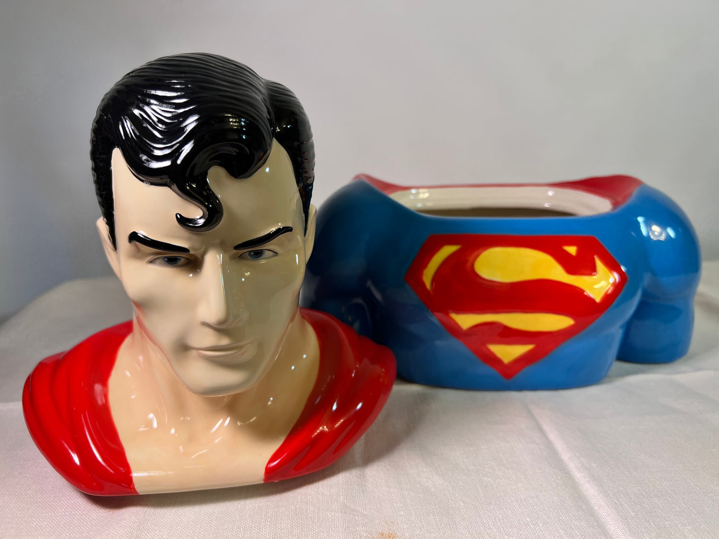 Superman cookie star-justice league-pot of biscuit Superman-DC comics-Warner Brothers