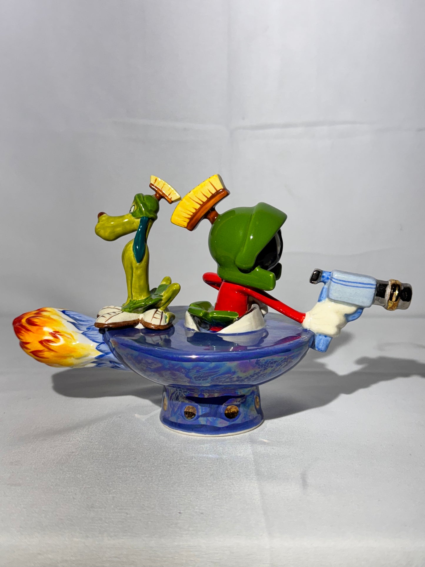 Marvin the Martian and K9 - Teapot - Marvin’s flying saucer- Limited Edition- 224/300 - Warner Brothers- Looney Tunes