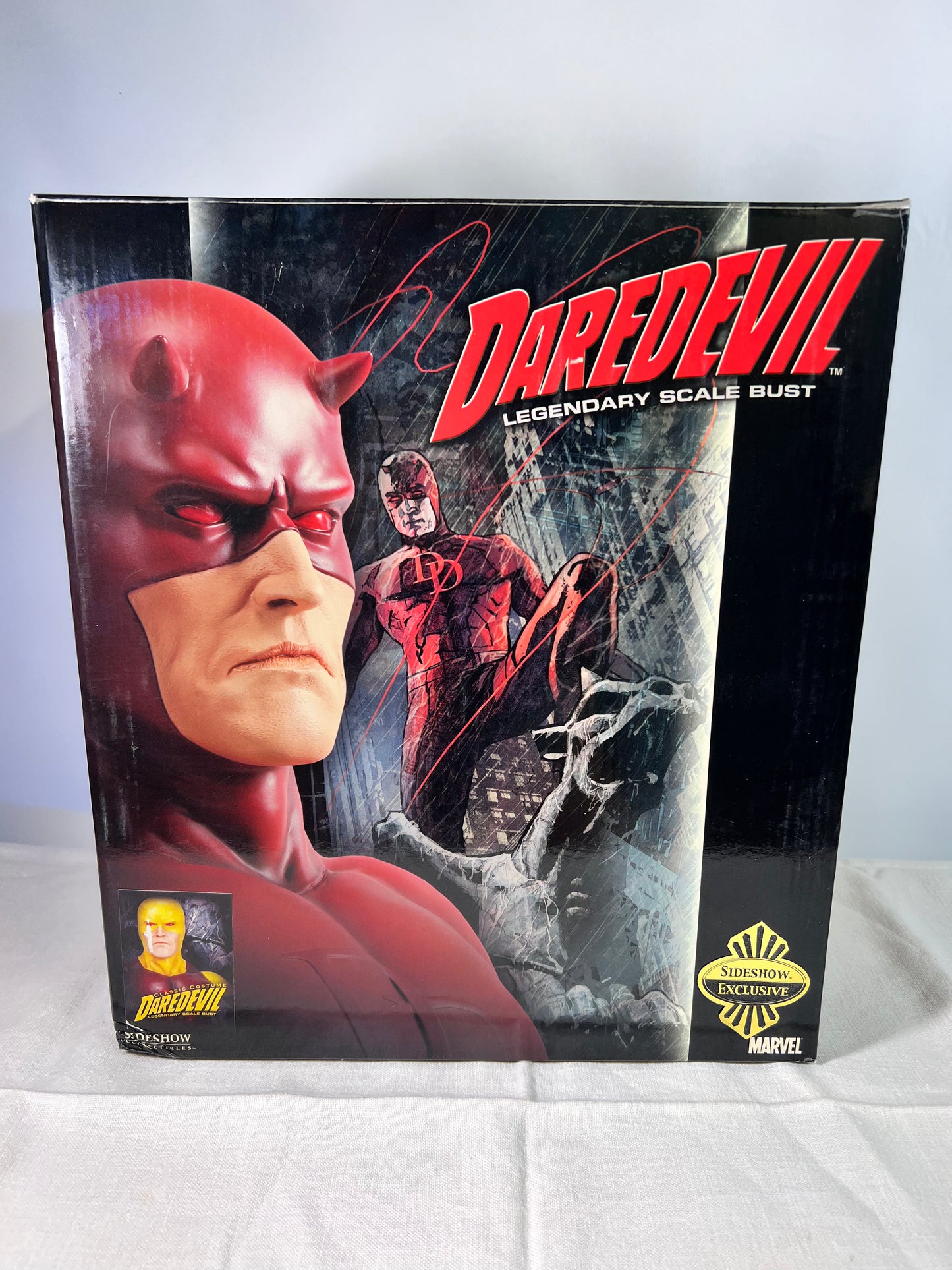 Daredevil Legendary Scale Bust- Yellow- Side Show-#062/300 -Marvel