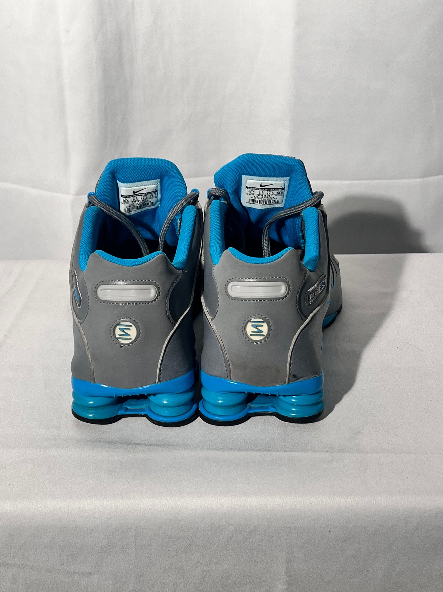 Nike Shox - Detroit Lions - 2014 - size 10.5 - sneakers- Gray and Blue