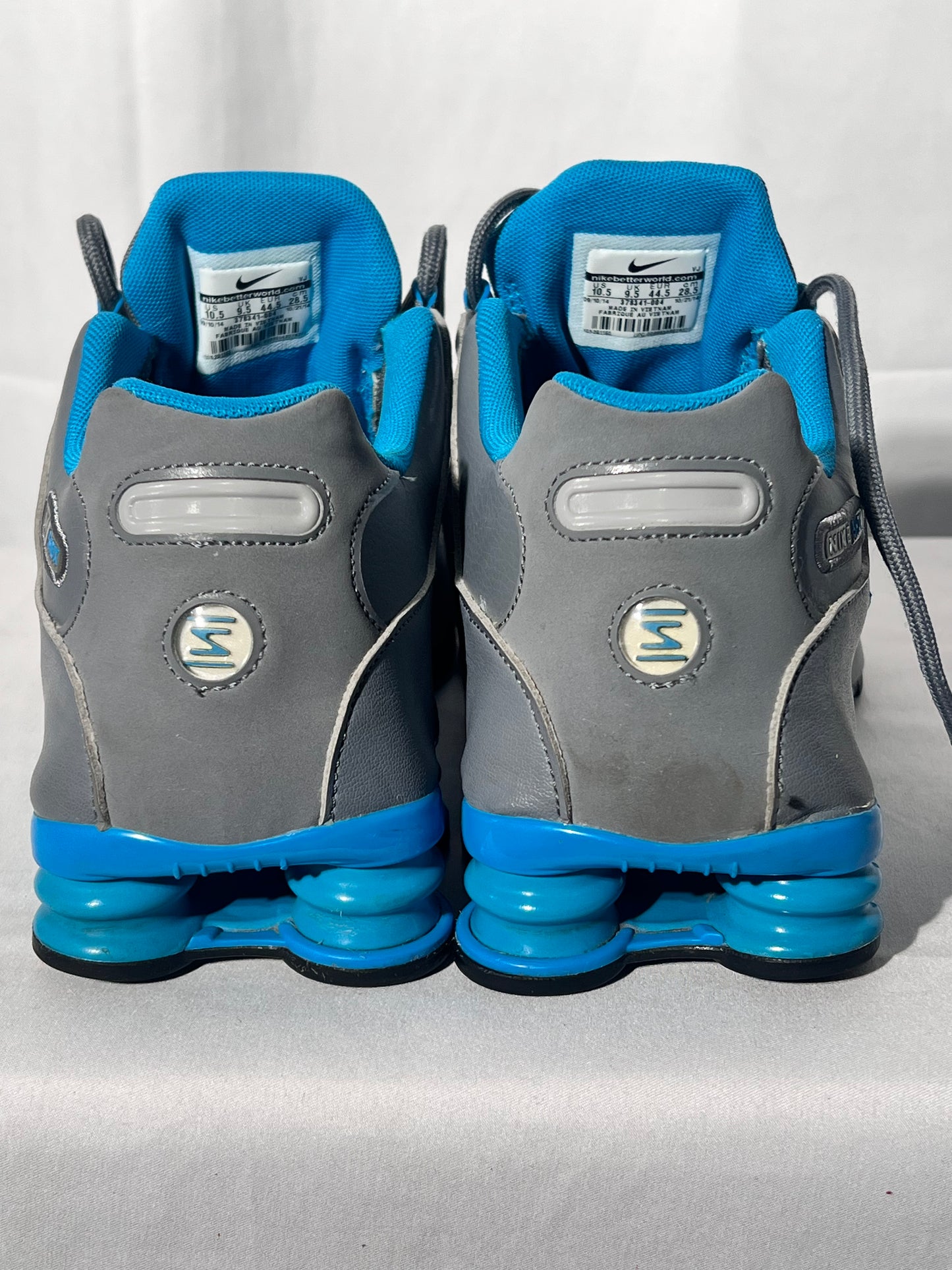 Nike Shox - Detroit Lions - 2014 - size 10.5 - sneakers- Gray and Blue