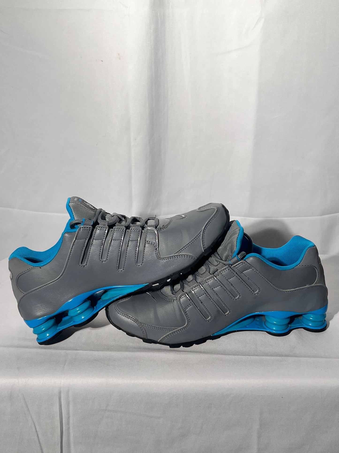 Nike Shox - Detroit Lions - 2014 - size 10.5 - sneakers- Gray and Blue