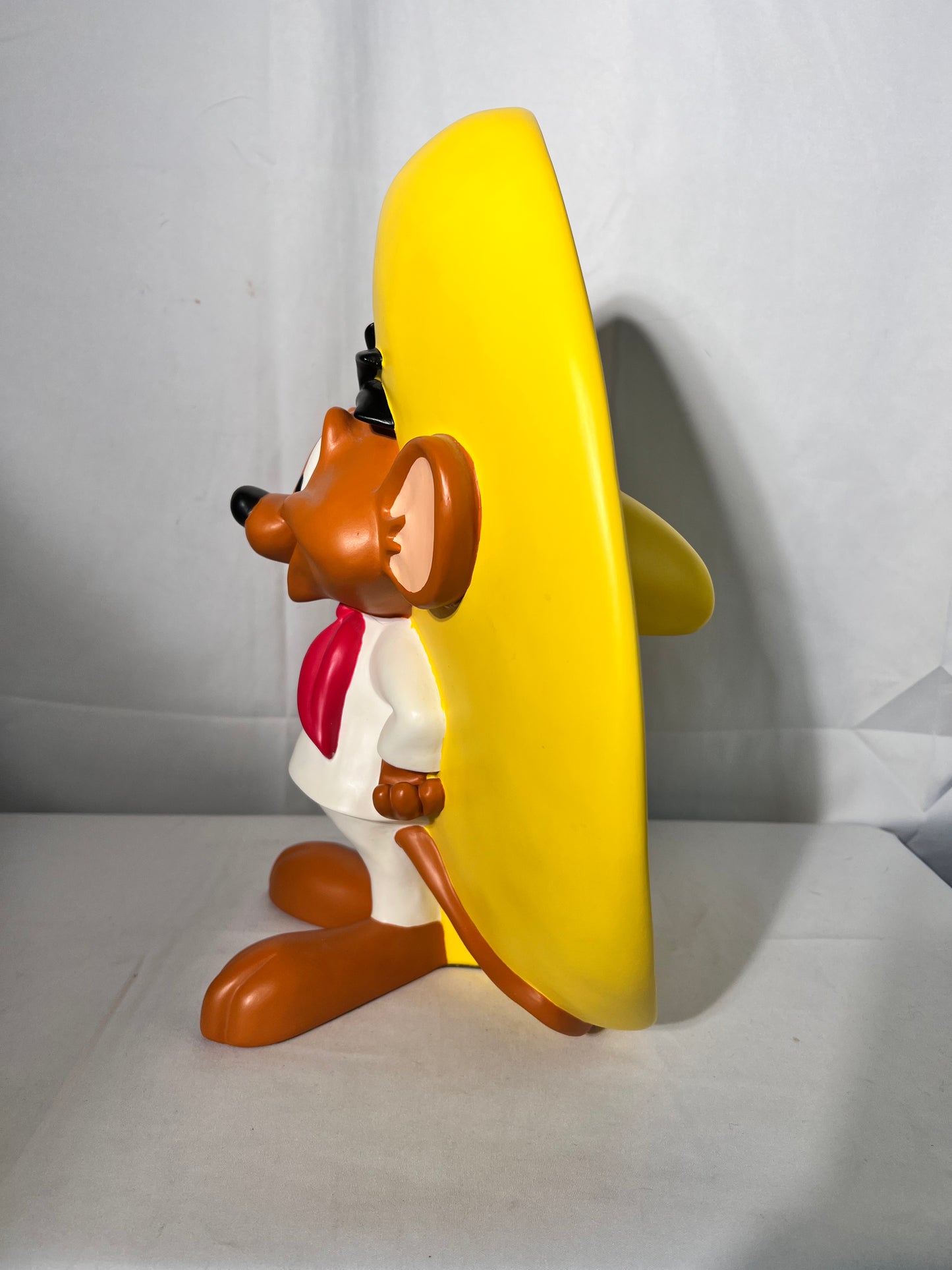 Speedy Gonzalez - 15 inch statue-Warner Brothers-Looney Tunes-1998