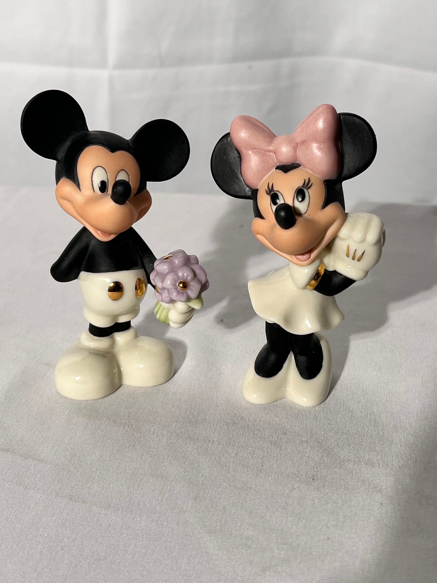 Lenox -Mickey Mouse and Minnie Mouse - salt & pepper- Disney