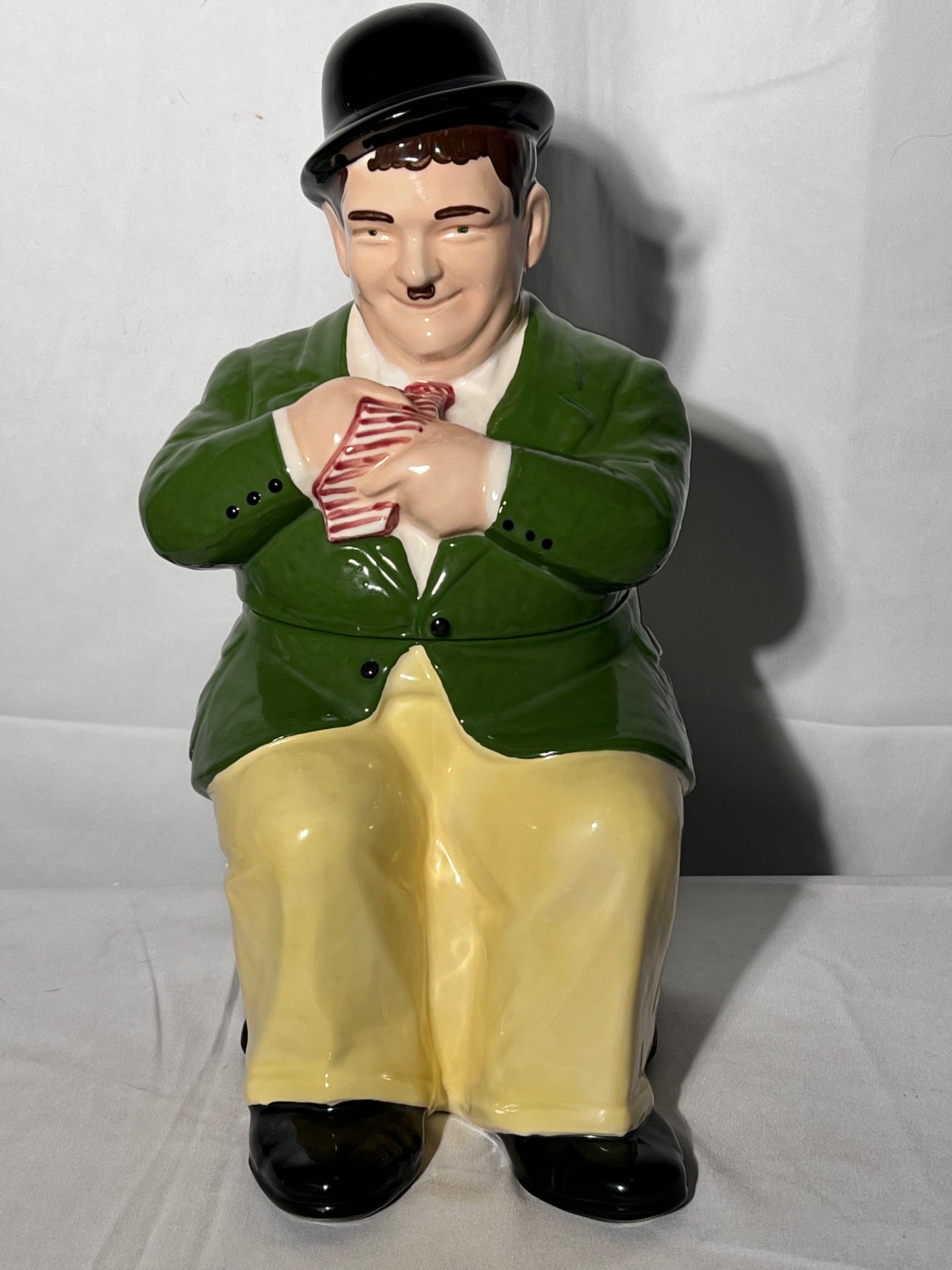 Laurel & Hardy - 13 1/2” Cookie Jar - Me Me Production- Larry Harmonn -limited edition 187/1000 1996