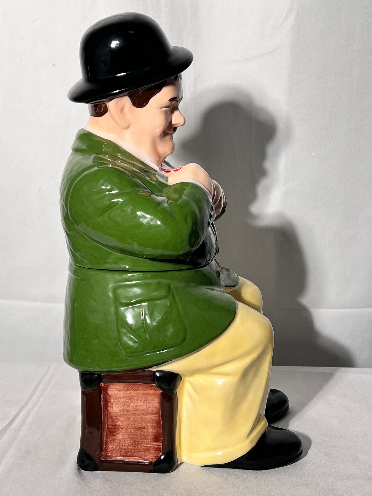 Laurel & Hardy - 13 1/2” Cookie Jar - Me Me Production- Larry Harmonn -limited edition 187/1000 1996