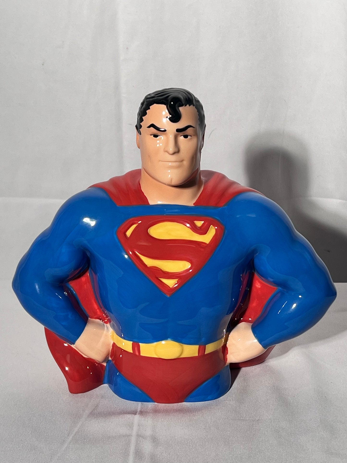 Superman – 8 1/2 inch bank – DC comics – Clayart – 1997