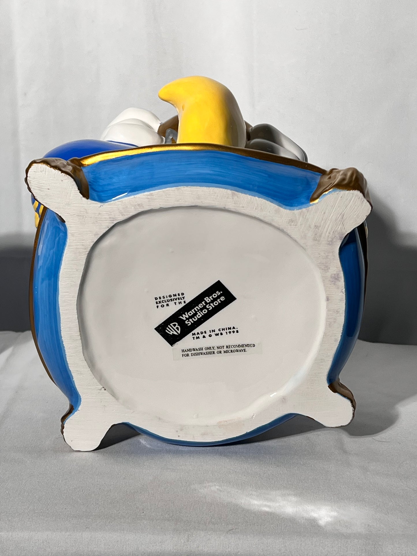 Bugs Bunny – 14” cookie jar – Looney Tunes – Warner brothers – Genie – 1998