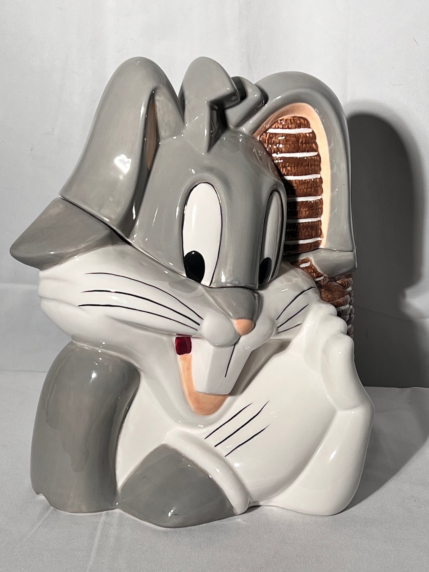 Bugs Bunny with Oreos - 11 1/2” Cookie Jar - looney tunes – Gibson houseware – Warner Brothers – 2000