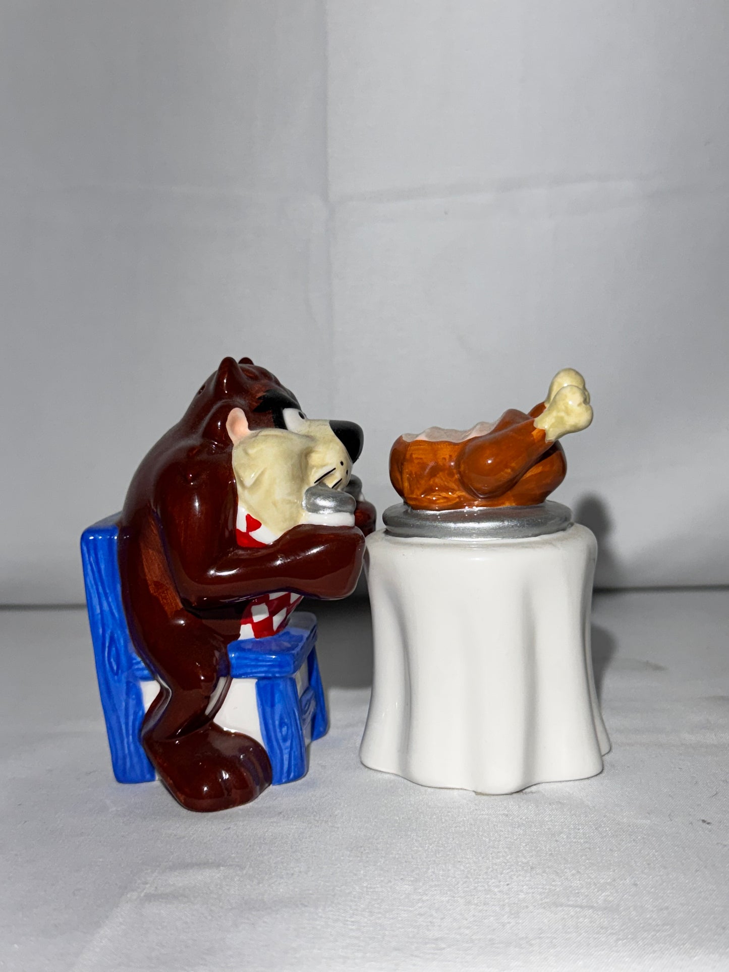 Taz & Turkey- Salt and Pepper- Warner Brothers- Looney Tunes