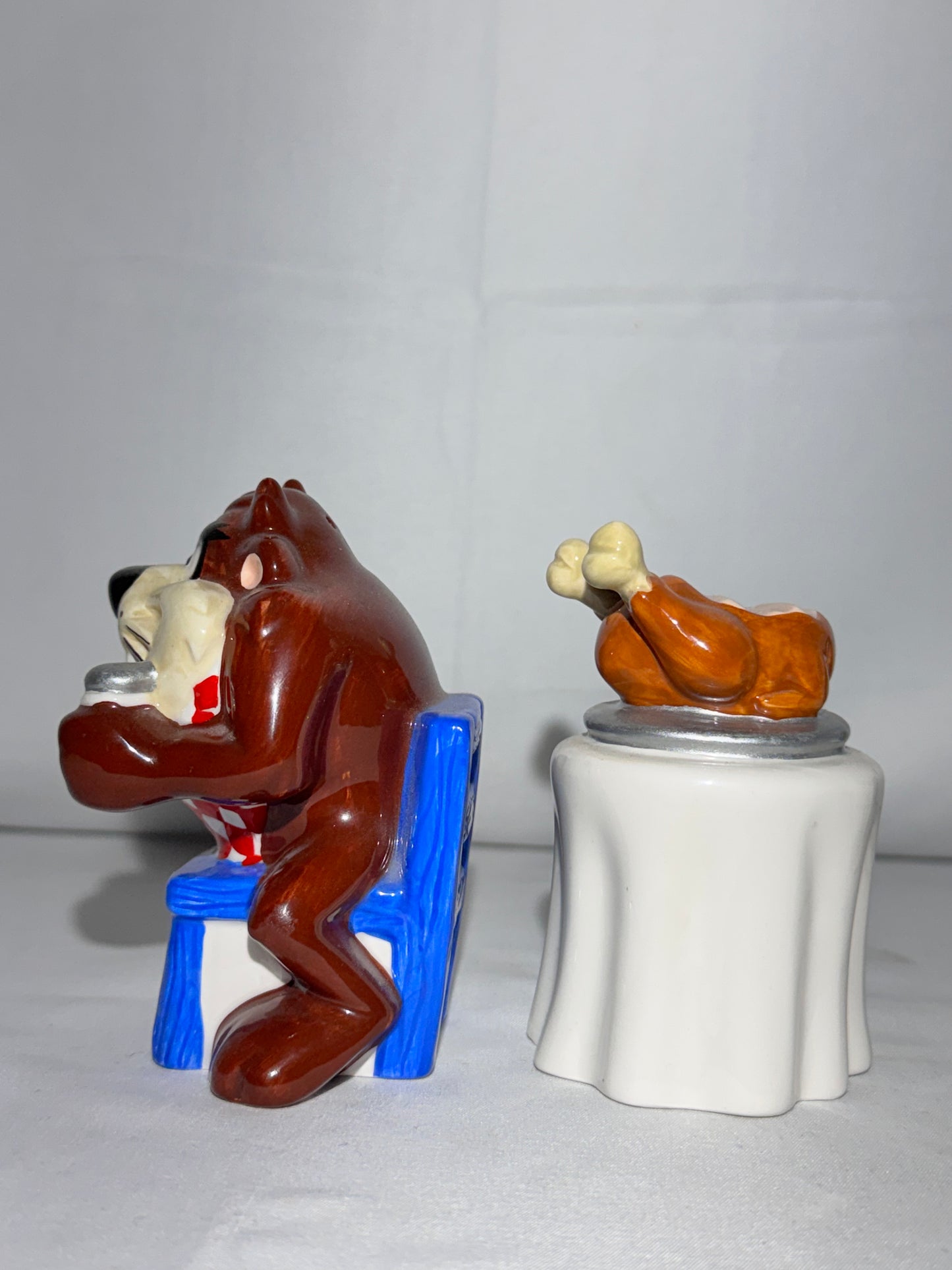 Taz & Turkey- Salt and Pepper- Warner Brothers- Looney Tunes