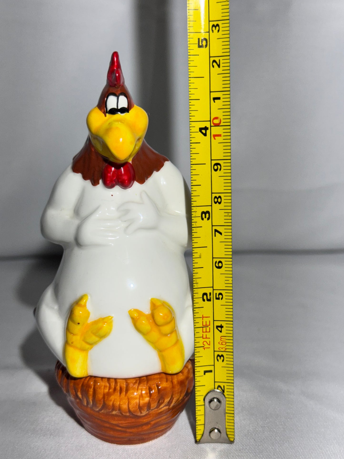 Foghorn Leghorn- Salt and Pepper Shaker - 1989 - Warner Brothers- Looney Tunes