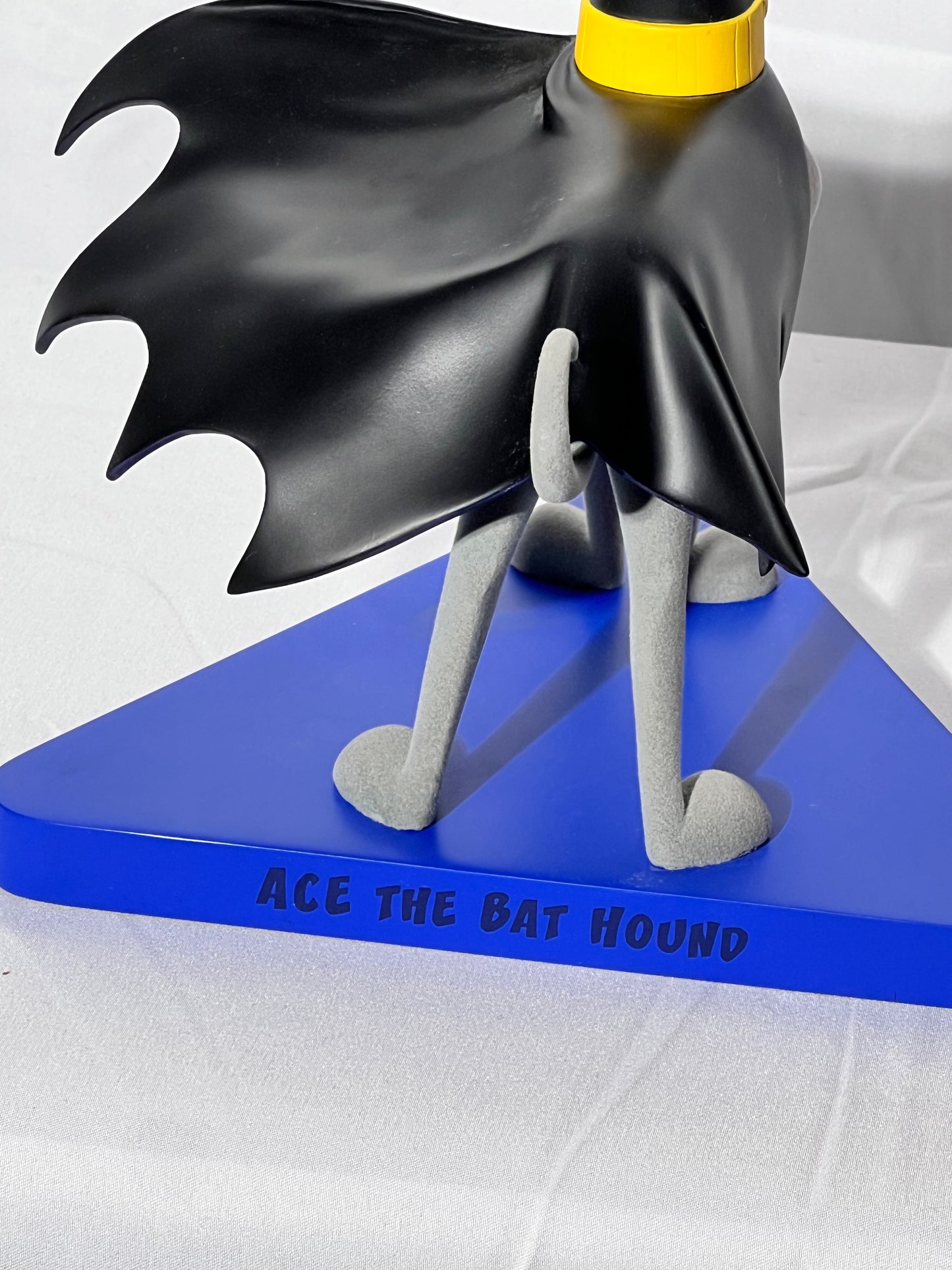 Krypto - animated series Marquette set- Cartoon Network-designed by Karen Palinko- limited edition #319/500–DCDirect–2005–Steaky, Krypto and Ace the bat Hound