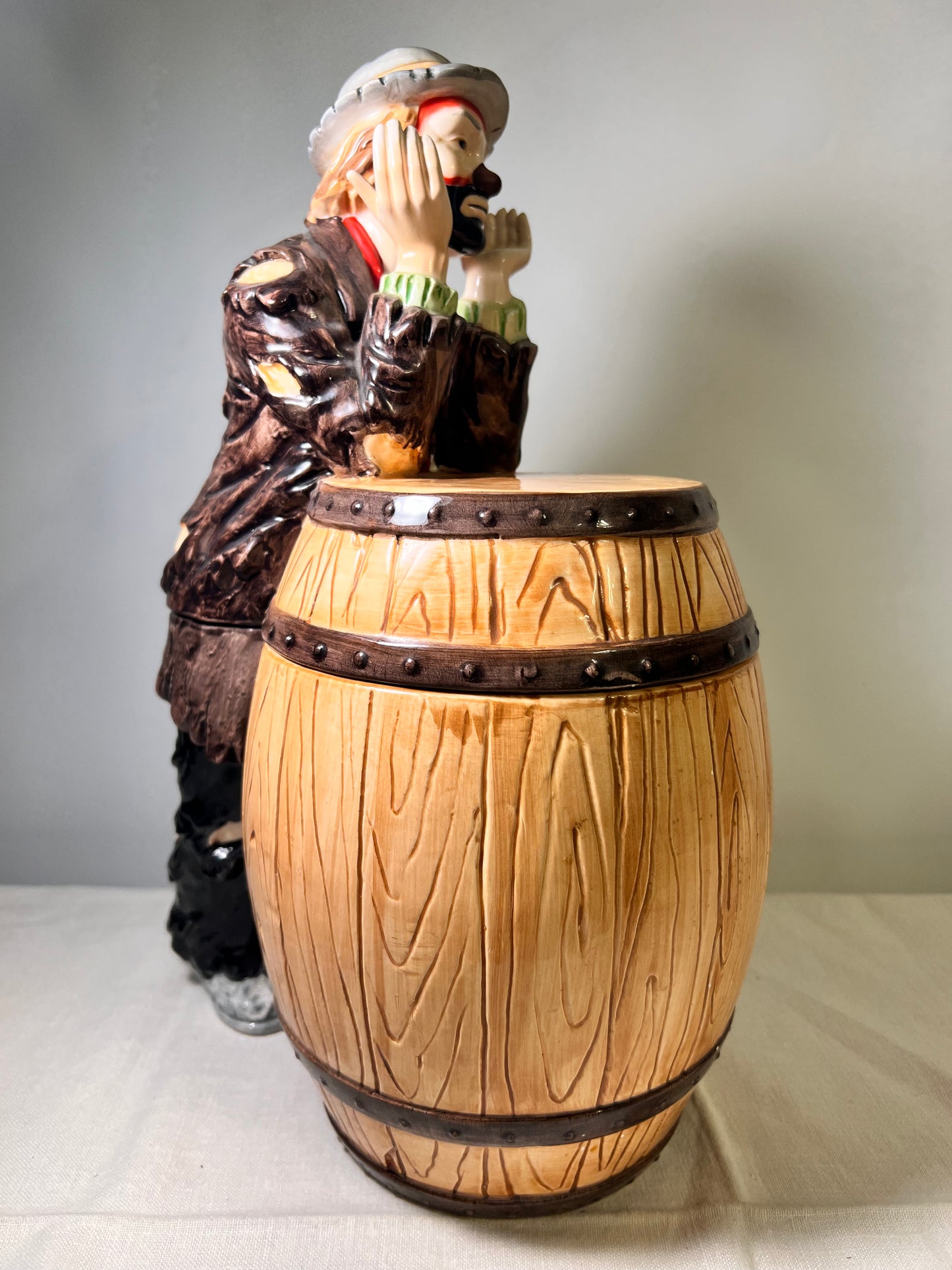 Sad-Hobo-Clown-Emmet Kelly- Circus- Flambro Collection