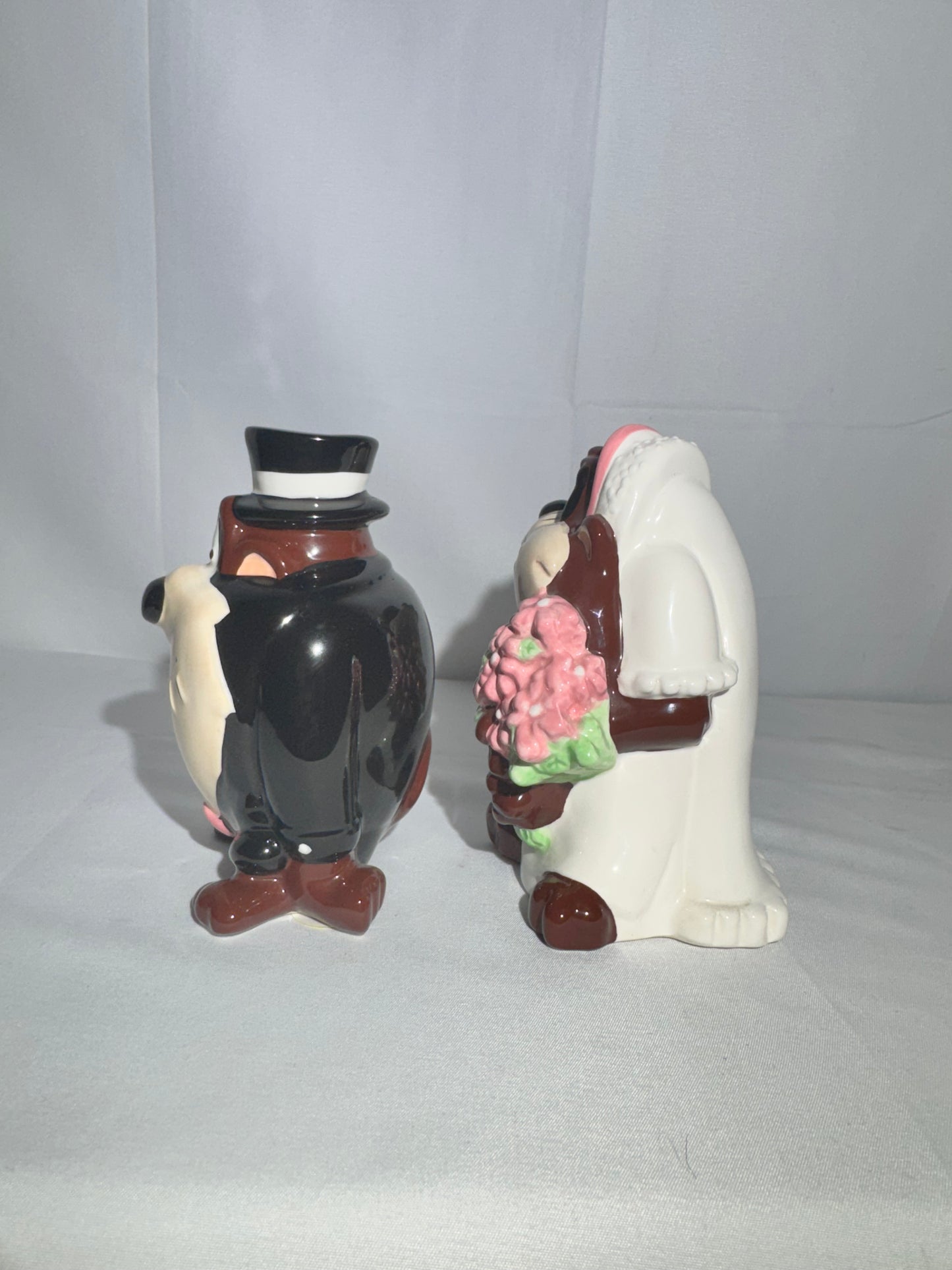 Taz and She Devil - Salt and Pepper- Bride and groom- wedding- Looney Tunes- Warner Brothers