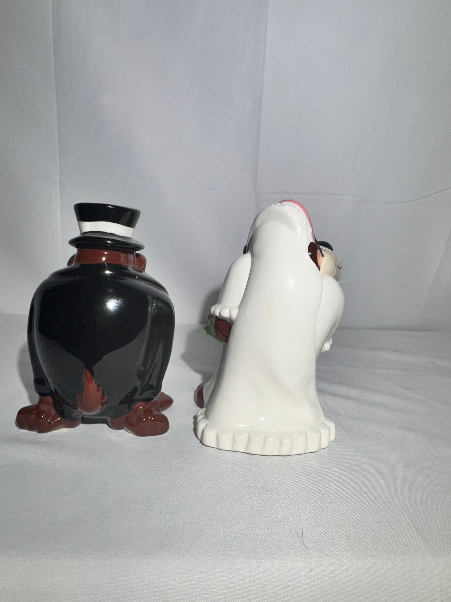 Taz and She Devil - Salt and Pepper- Bride and groom- wedding- Looney Tunes- Warner Brothers