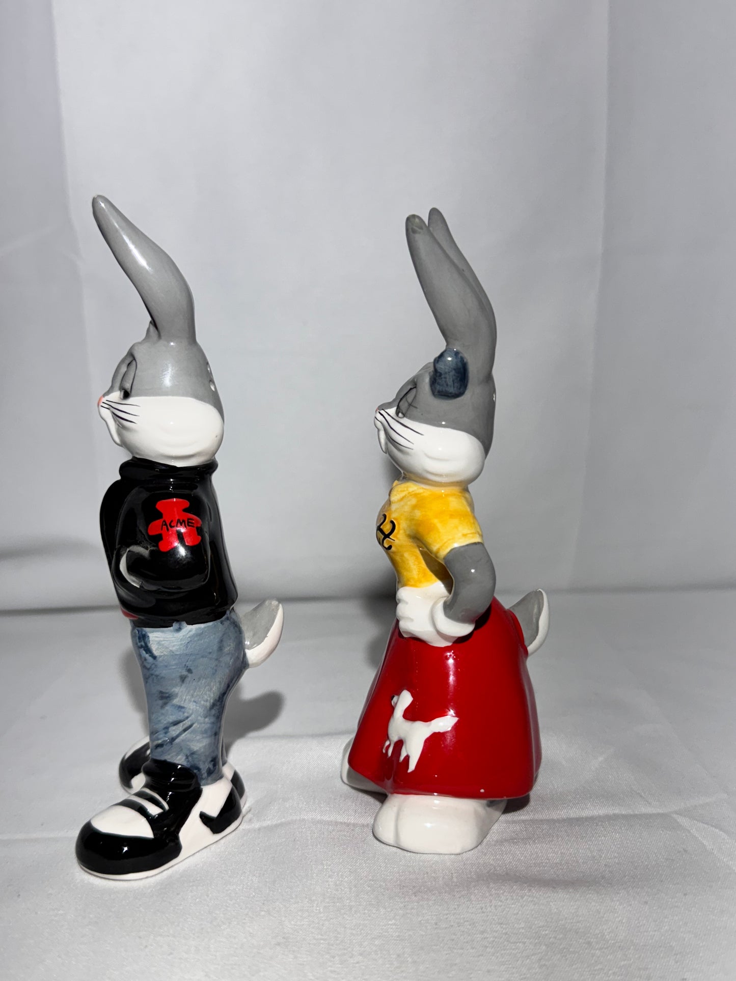 Bugs Bunny and Lola Bunny - Salt and Pepper Shakers- 50s Diner Theme - Looney Tunes- Warner Brothers