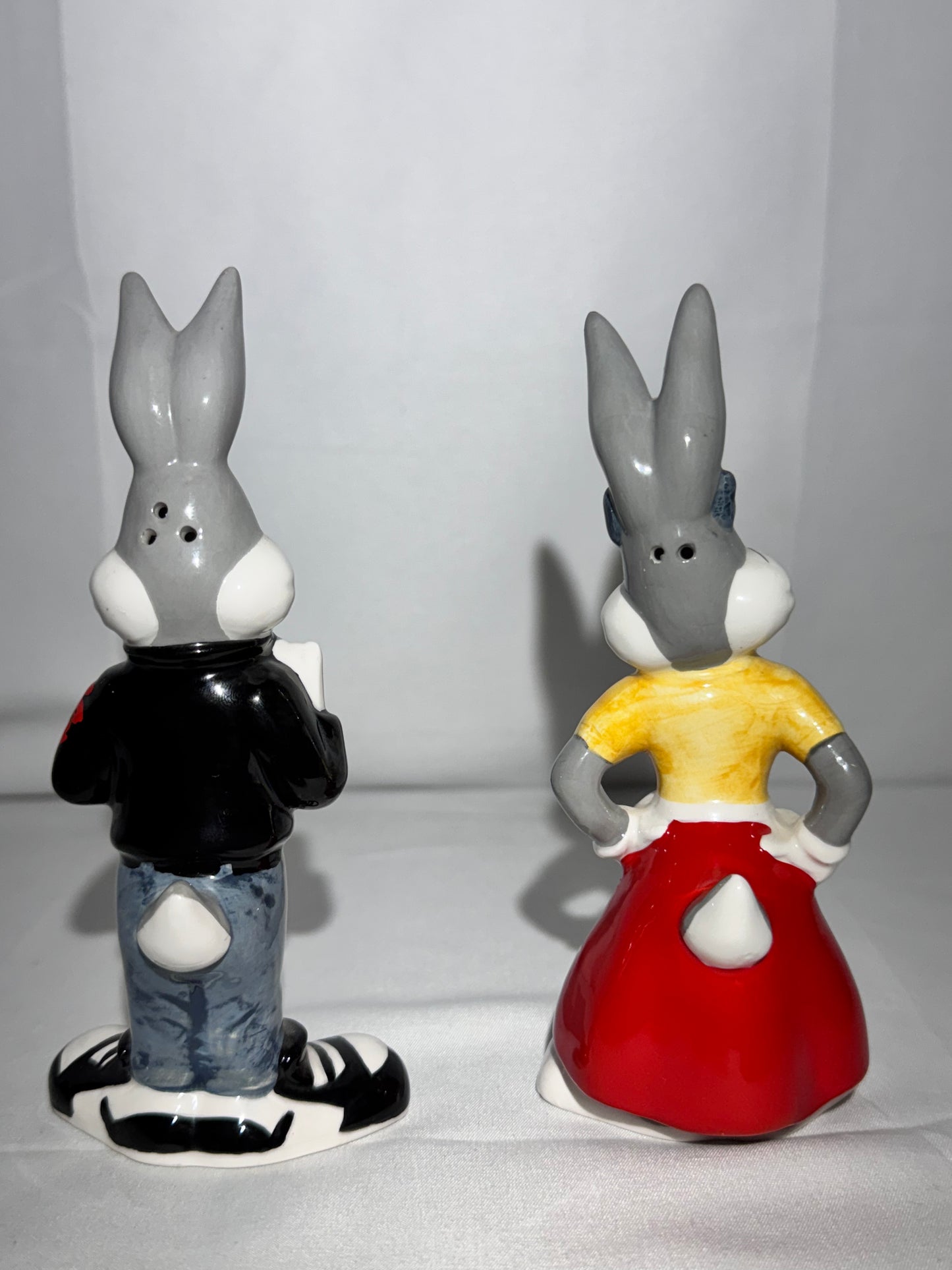 Bugs Bunny and Lola Bunny - Salt and Pepper Shakers- 50s Diner Theme - Looney Tunes- Warner Brothers