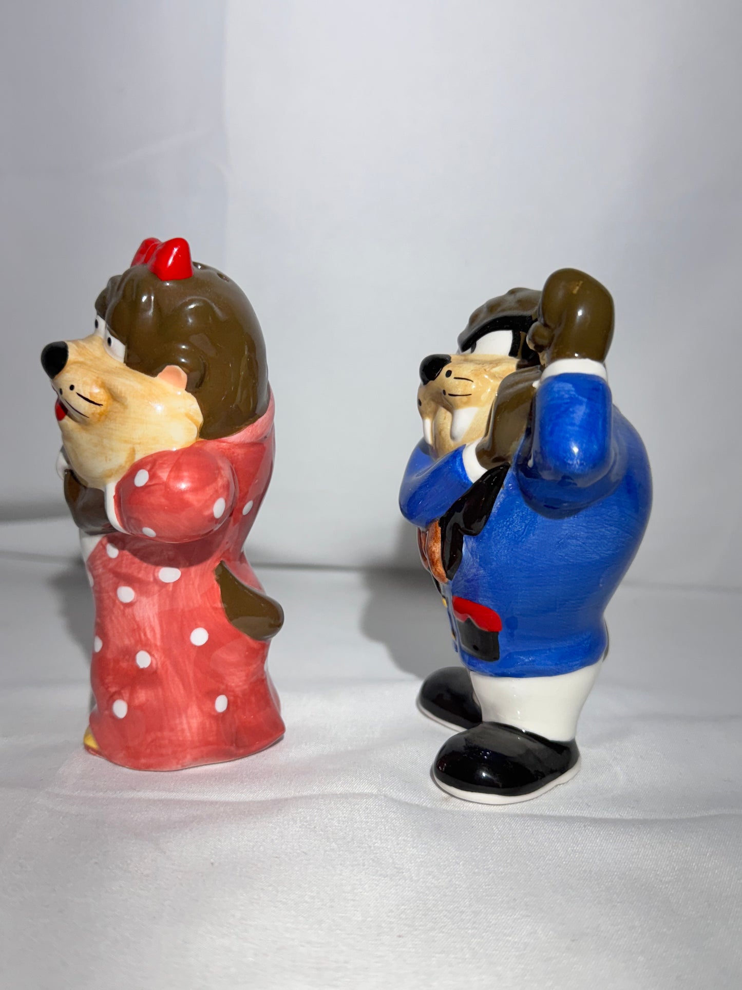 Taz and She Devil- Salt and Pepper- Looney Tunes- Warner Brothers- 1994