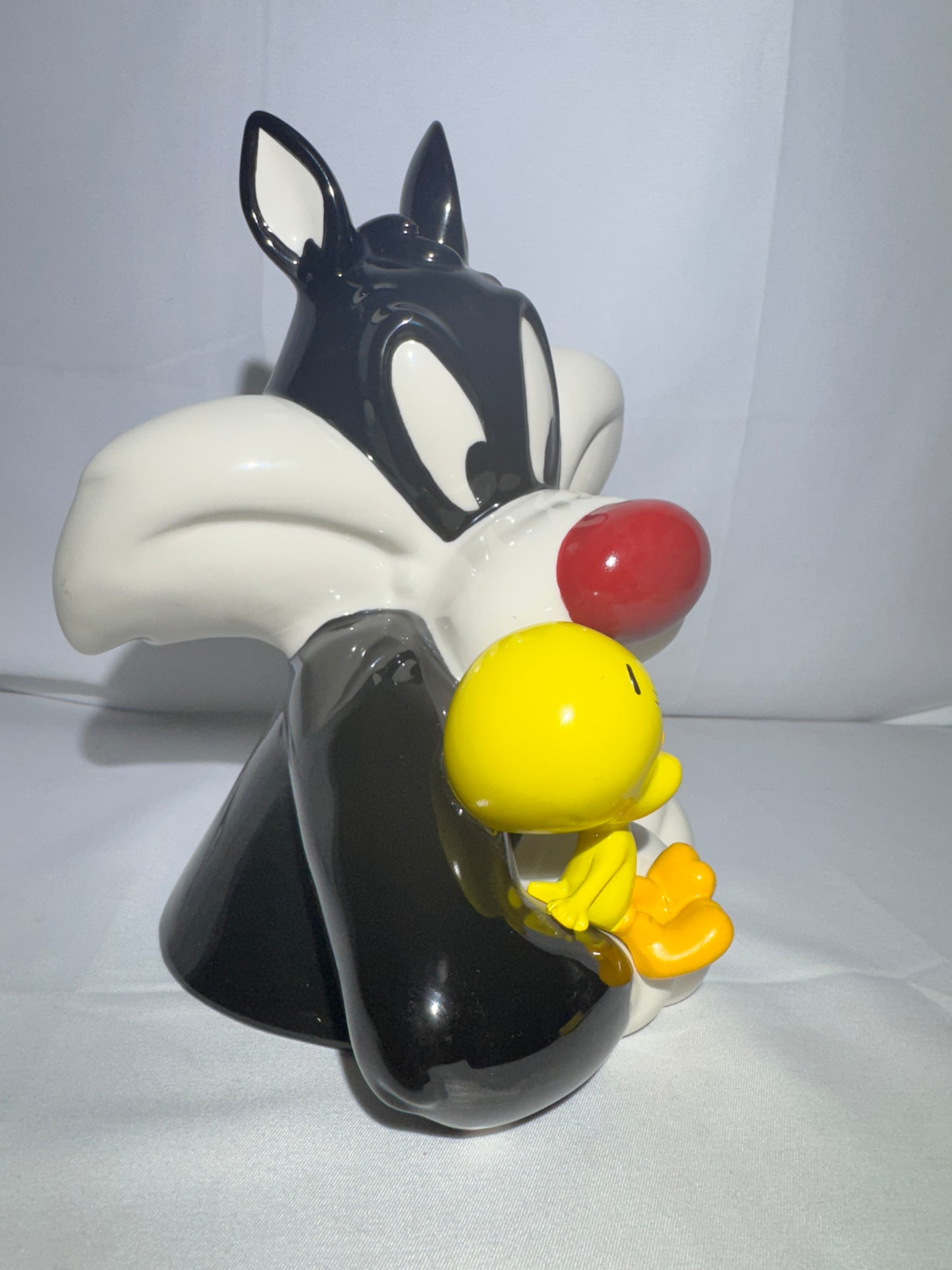 Tweety Bird and Sylvester- 7.5” Bank- Looney Tunes -Warner Brothers