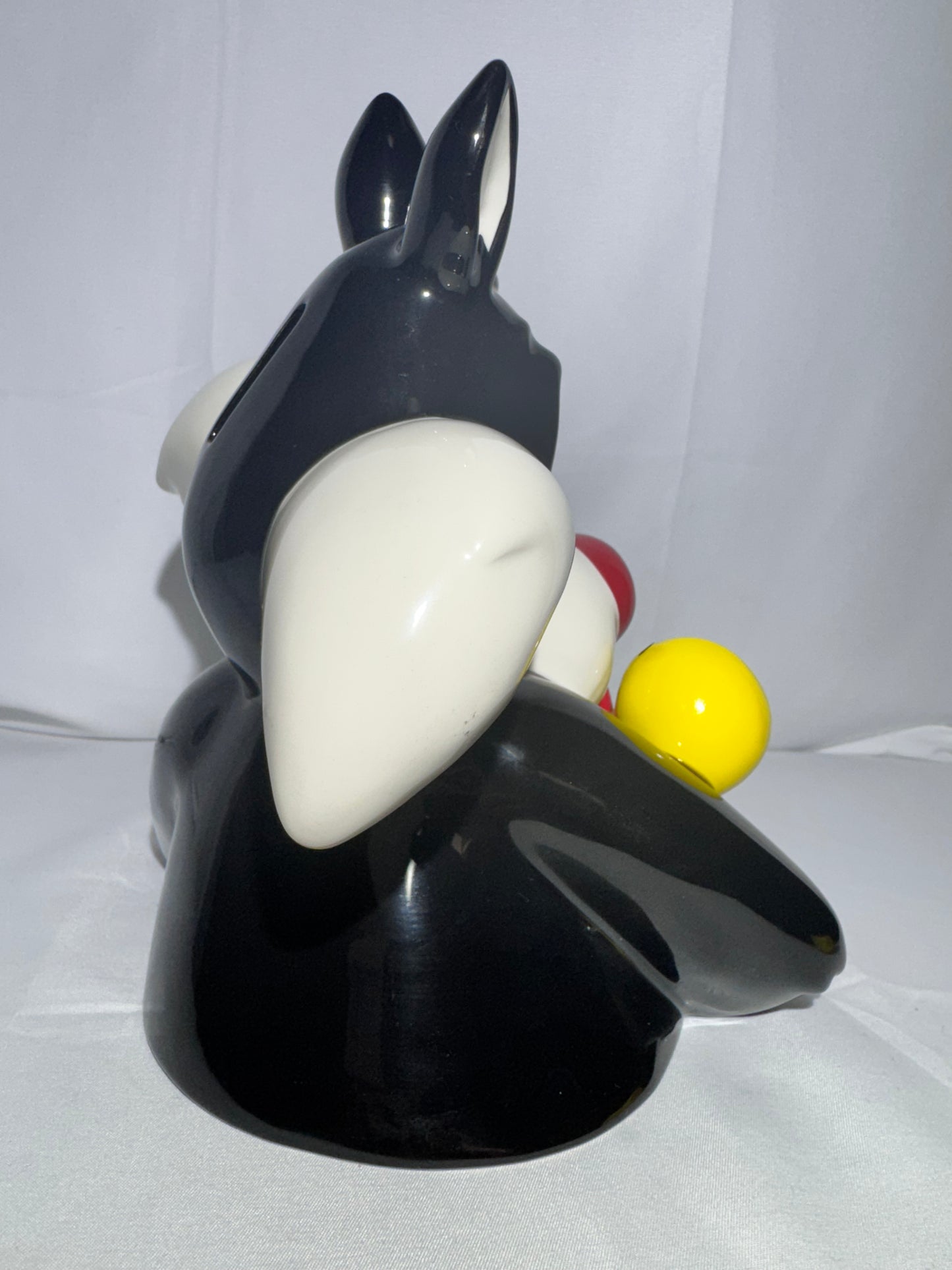 Tweety Bird and Sylvester- 7.5” Bank- Looney Tunes -Warner Brothers