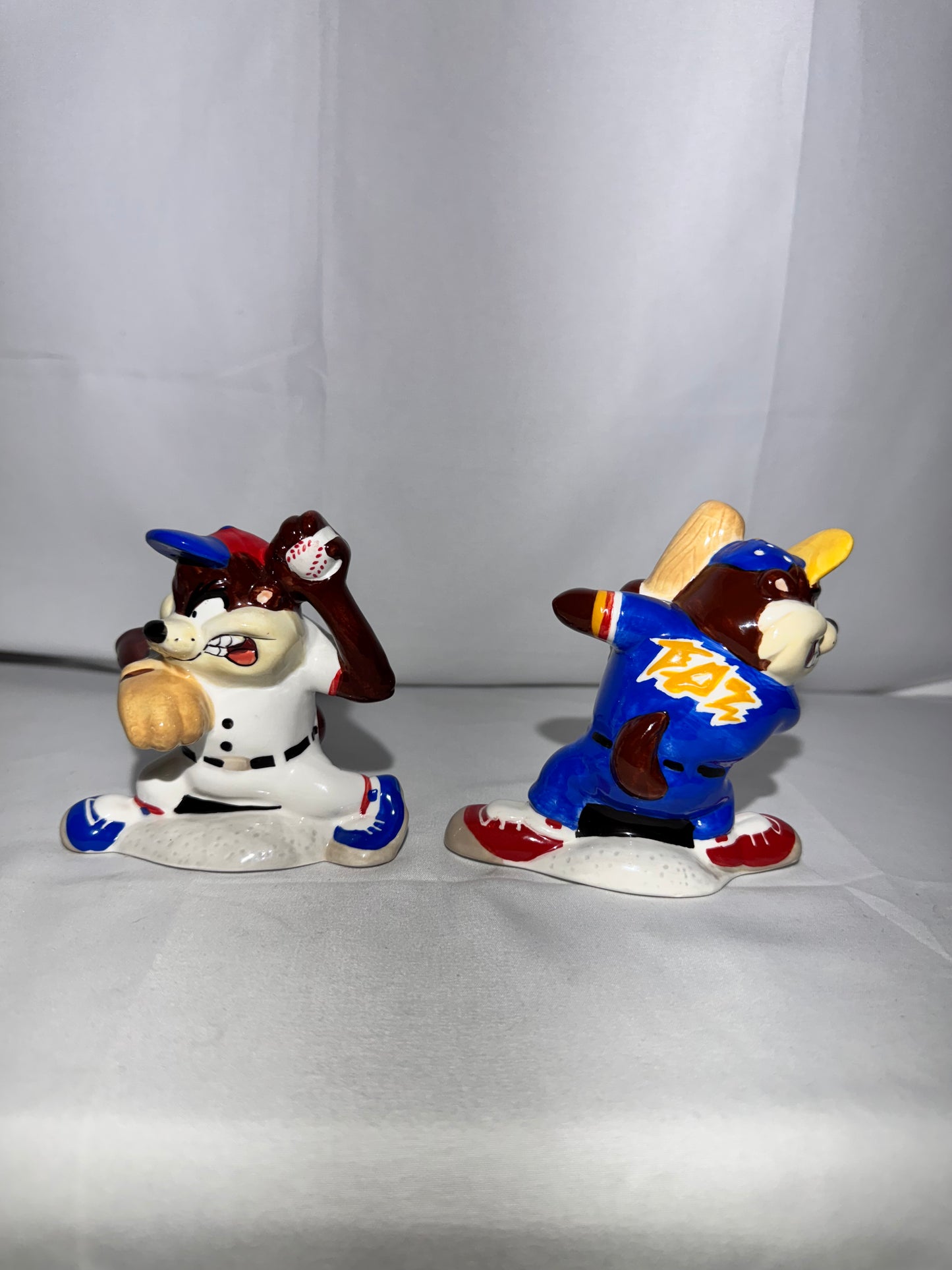 Taz - Salt and Pepper- Baseball -Batter up - Looney Tunes- Warner Brothers - Gibson- Original Box