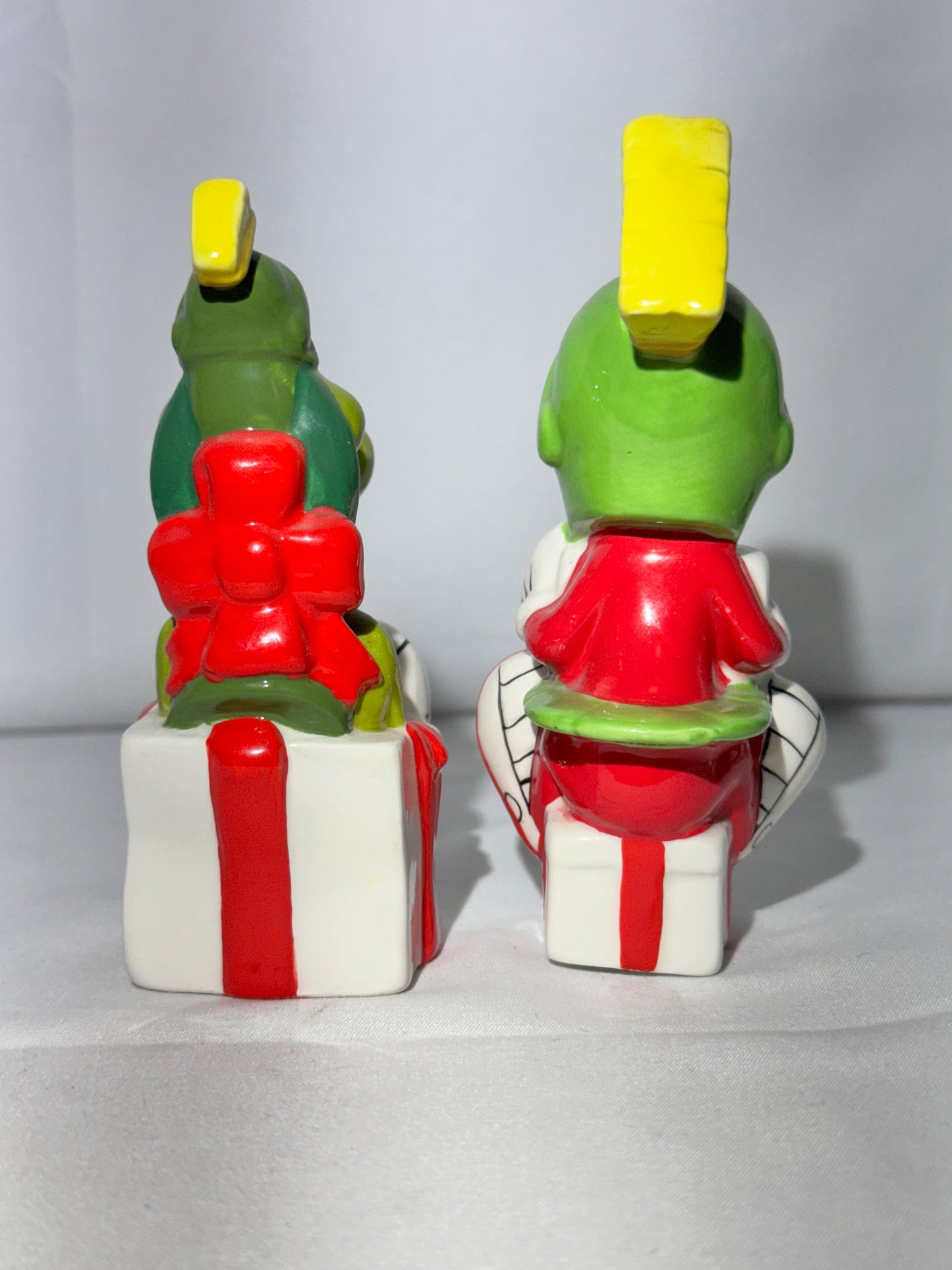 Marvin the Martian and K9 - salt & pepper- 1998 - Looney Tunes- Warner Brothers- Christmas- original box