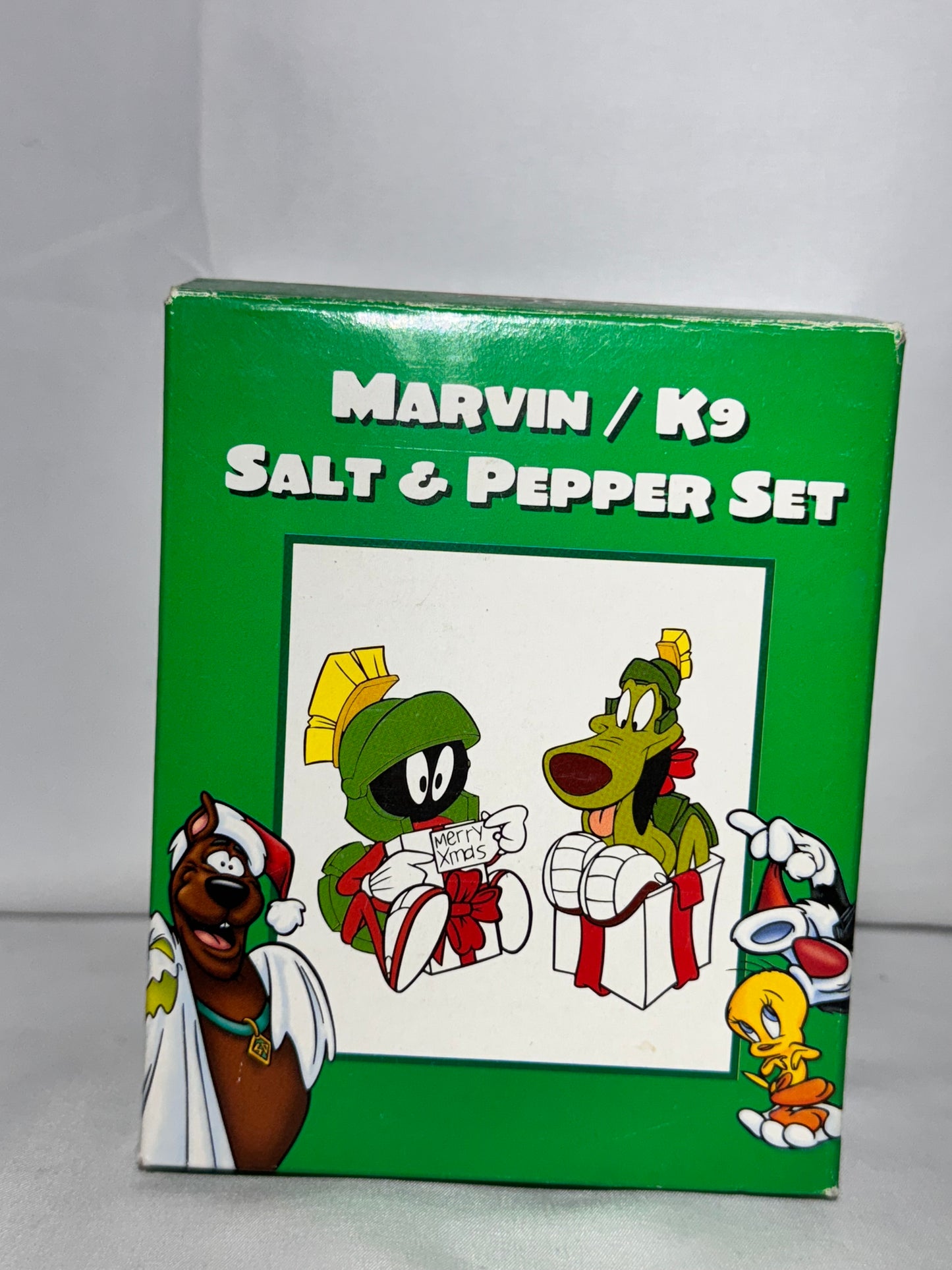 Marvin the Martian and K9 - salt & pepper- 1998 - Looney Tunes- Warner Brothers- Christmas- original box