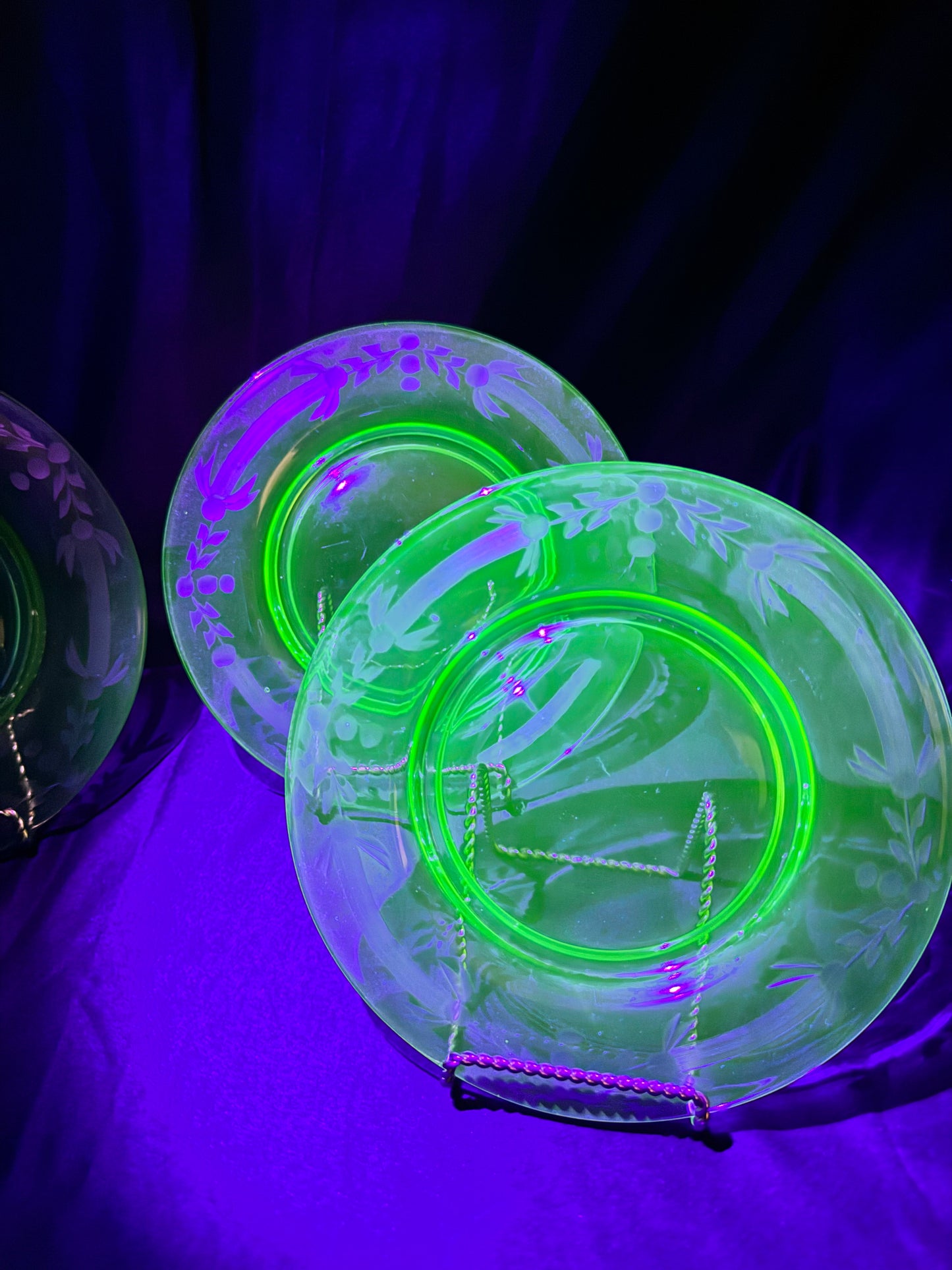 Uranium 7 1/4” plates -set of 4 - Blue Dolphin- Depression Glass - etched