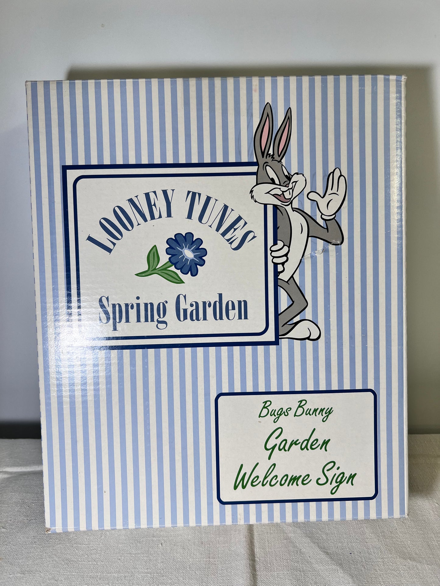 Looney Tunes- Spring Garden Welcome Sign-Bugs Bunny- Warner Brothers