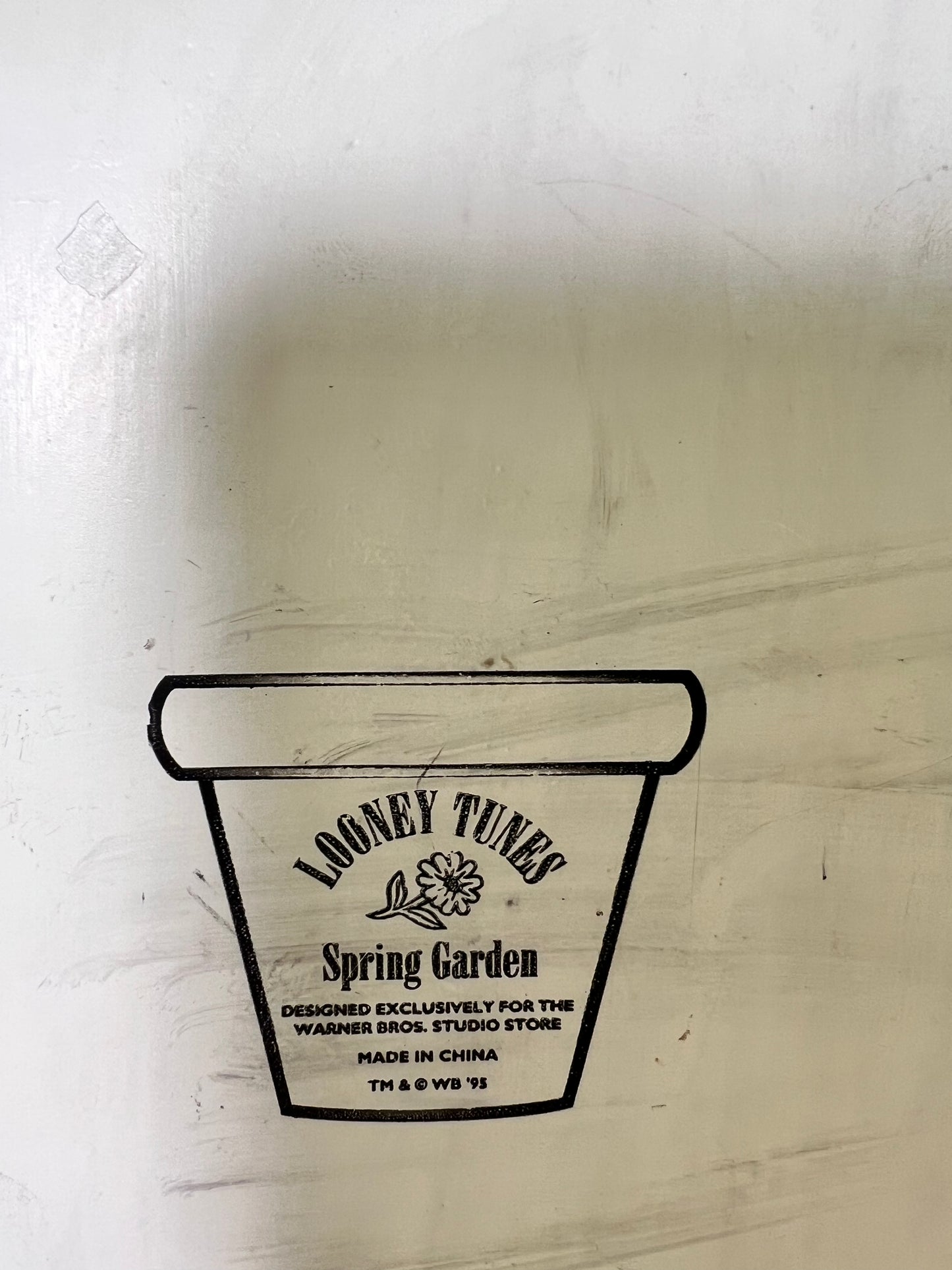 Looney Tunes- Spring Garden Welcome Sign-Bugs Bunny- Warner Brothers
