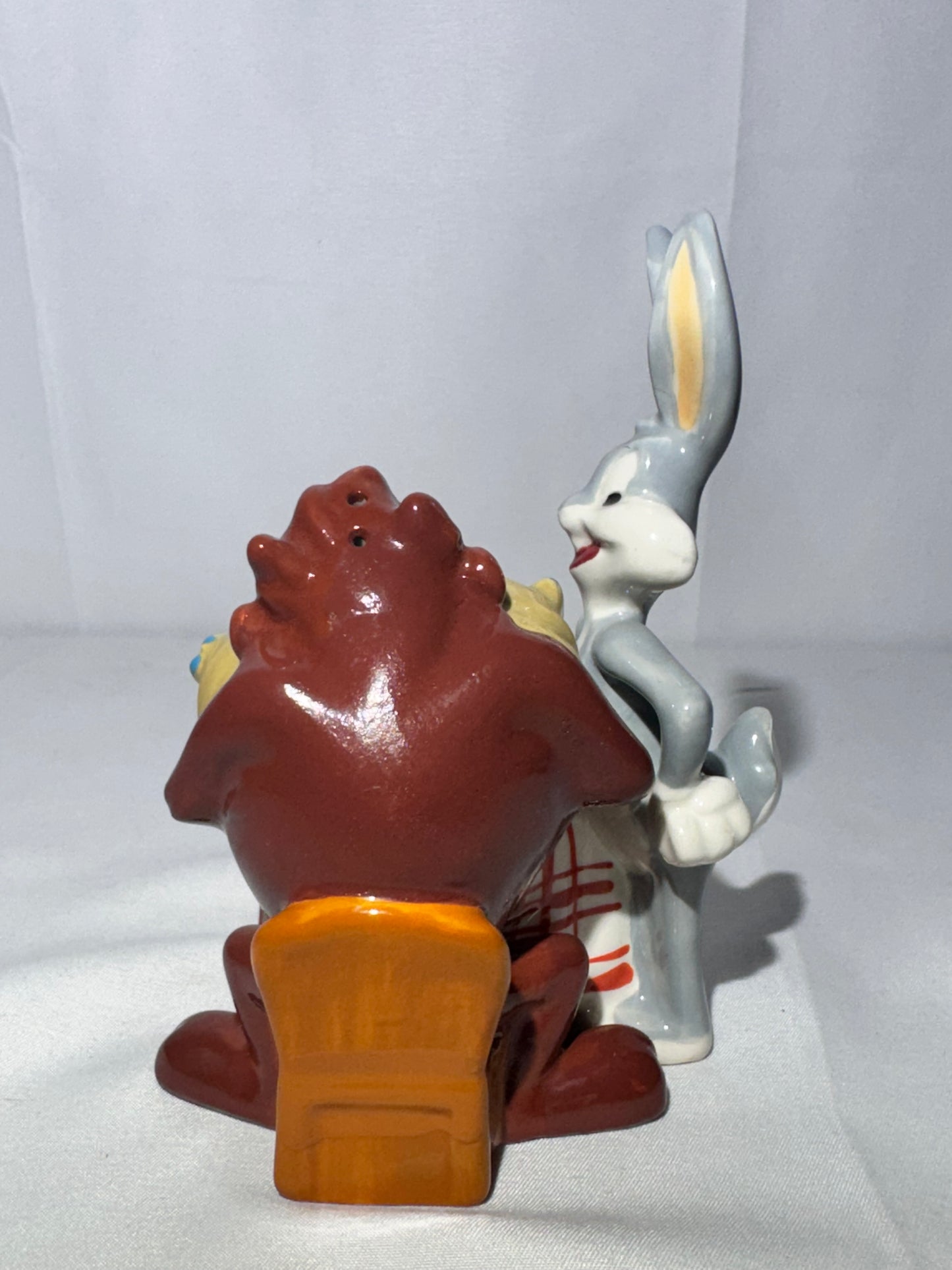 Looney Tunes Bugs Bunny & Taz Salt and Pepper Shakers – Magnetic – Warner Brothers