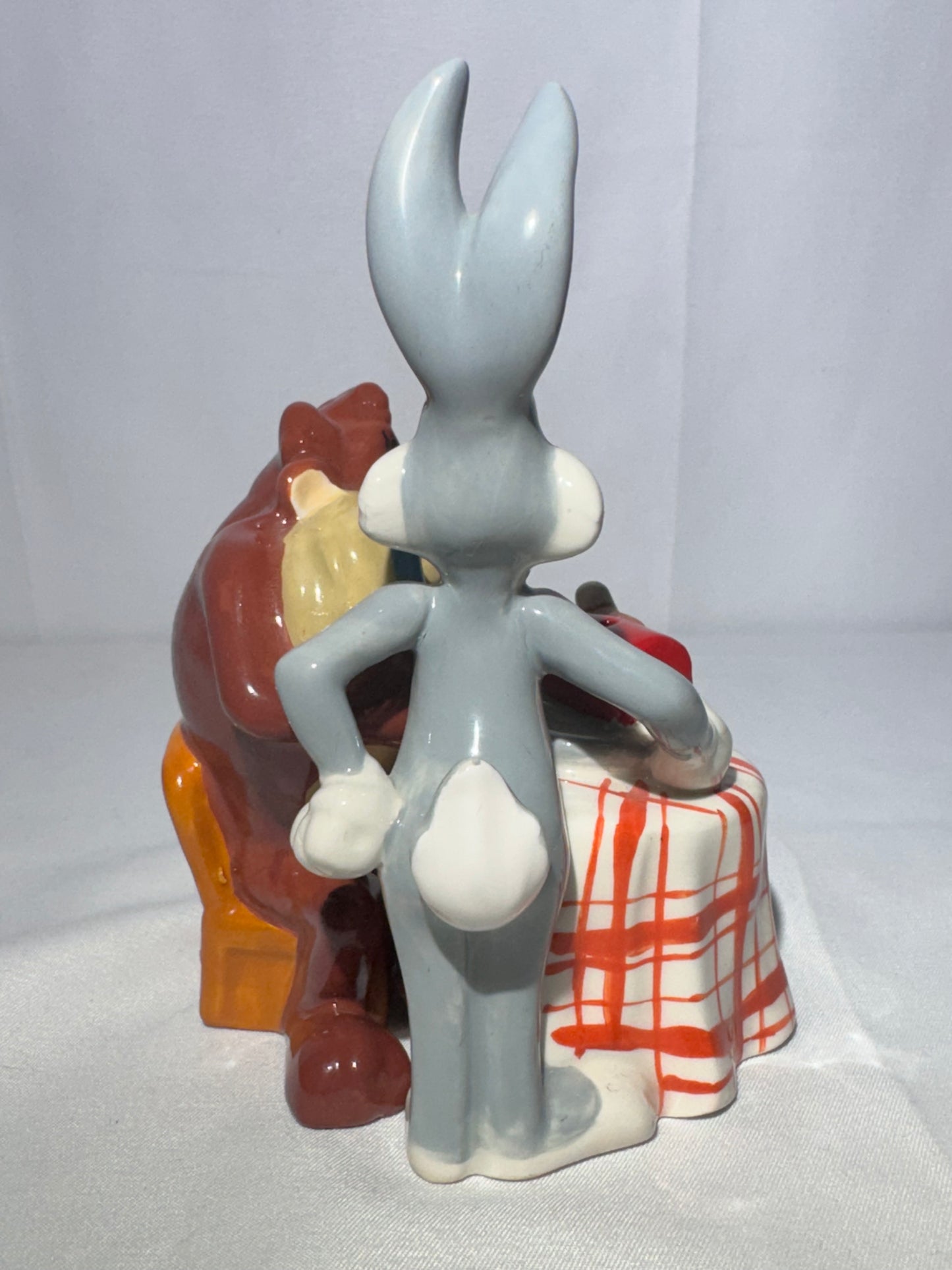Looney Tunes Bugs Bunny & Taz Salt and Pepper Shakers – Magnetic – Warner Brothers