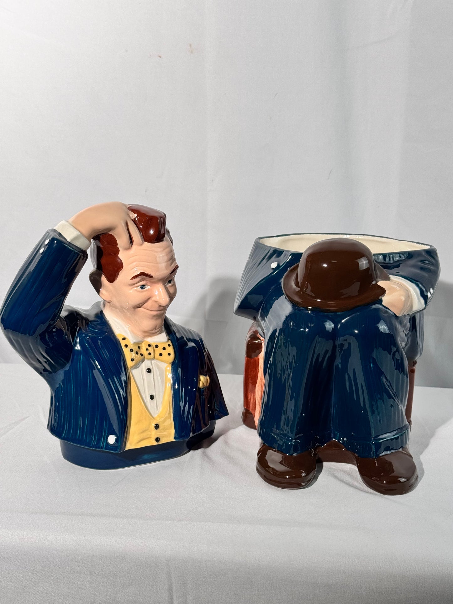 Laurel & Hardy - 13 1/2” Cookie Jar - Me Me Production- Larry Harmonn -limited edition 187/1000 1996