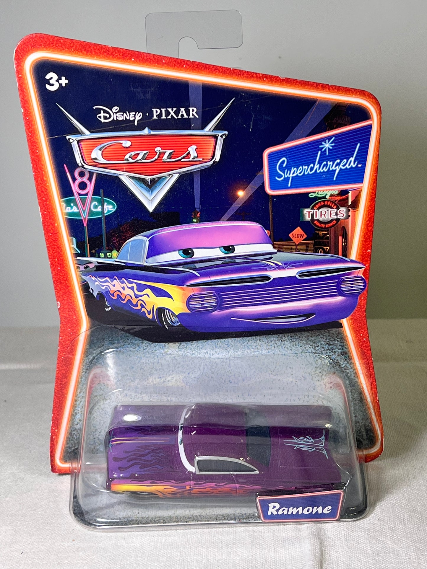 Disney-Pixar-Cars-Ramone-Supercharged- L4146 L0545