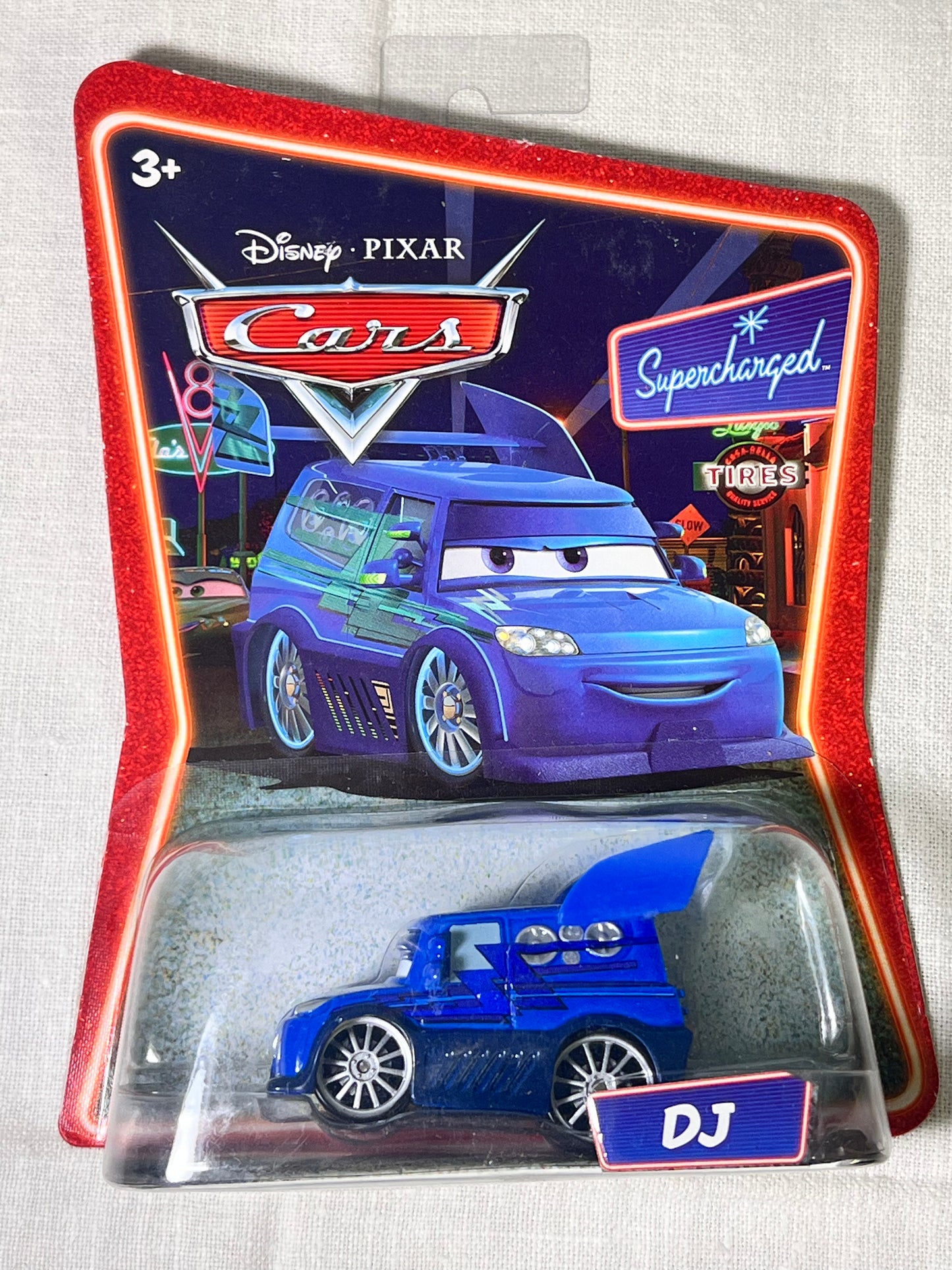 Disney- Pixar-Car- DJ-Supercharged-L5260 L0545