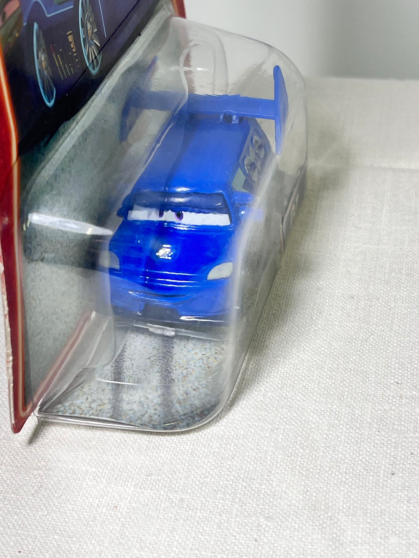 Disney- Pixar-Car- DJ-Supercharged-L5260 L0545