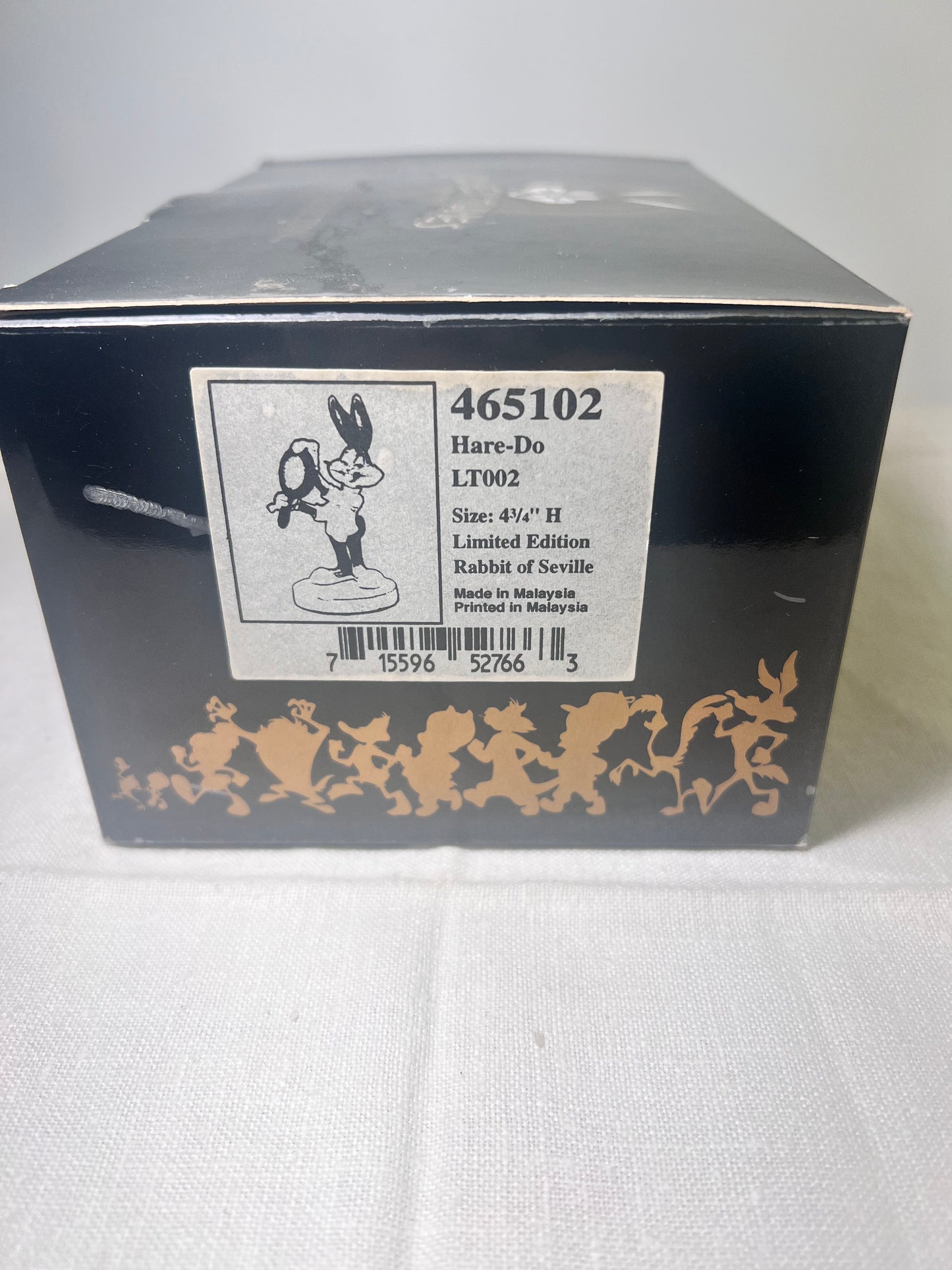 Looney Tunes- Goebel-Spotlight Collection-Barbershop-Limited Edition of 10,098- Bugs Bunny-Hare Do- Elmer Fud- Bad Hare Day-Handcrafted in Malaysia