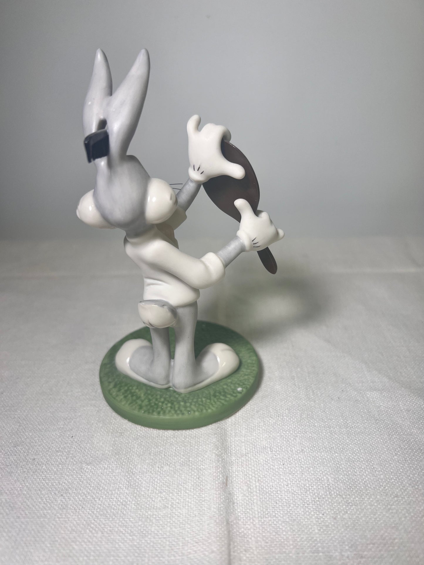 Looney Tunes- Goebel-Spotlight Collection-Barbershop-Limited Edition of 10,098- Bugs Bunny-Hare Do- Elmer Fud- Bad Hare Day-Handcrafted in Malaysia