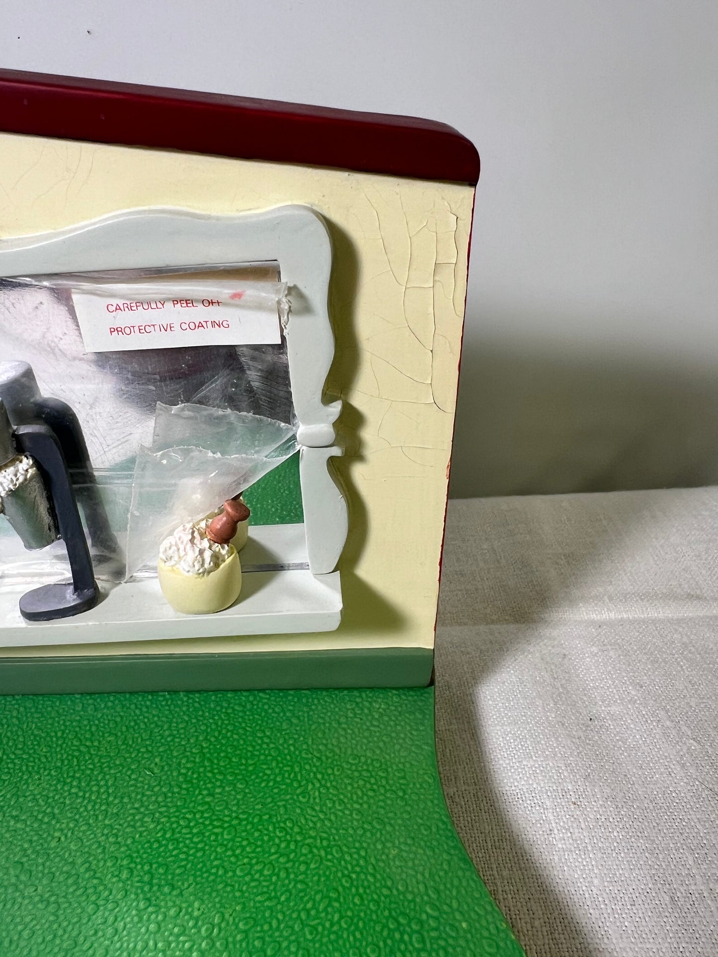 Looney Tunes- Goebel-Spotlight Collection-Barbershop-Limited Edition of 10,098- Bugs Bunny-Hare Do- Elmer Fud- Bad Hare Day-Handcrafted in Malaysia