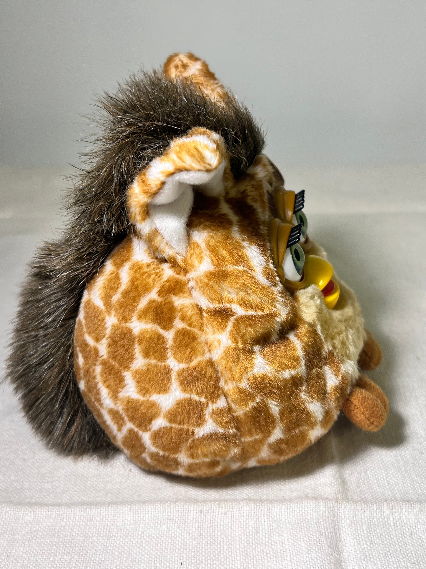 Furby Buddies- Big Hungry- 1999- Tiger electronics- giraffe print-Green eyes