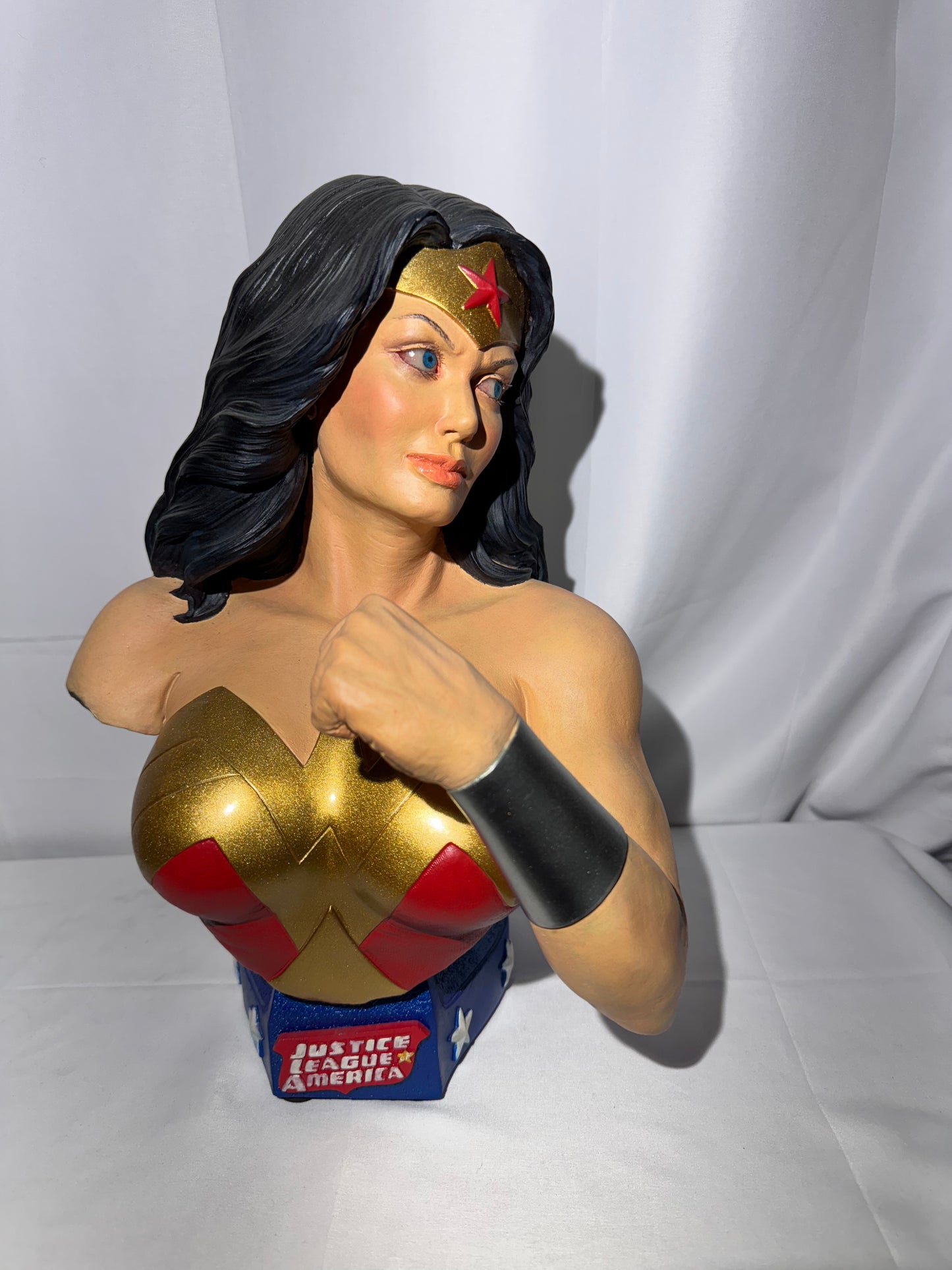 Wonder Woman- Alex Ross Inspired Wonder Woman Bust – 1:2 Scale – Limited Edition #3 of 25