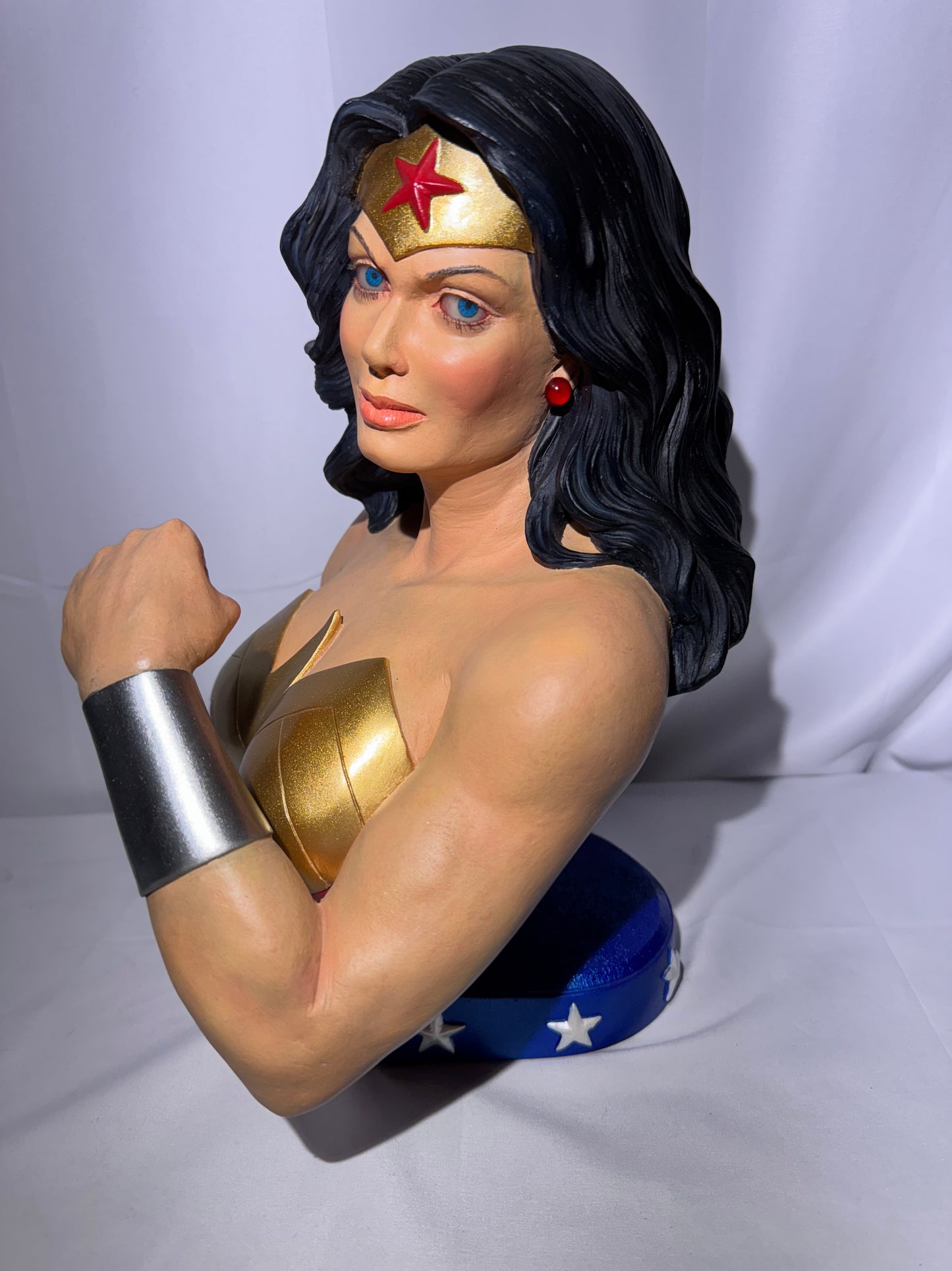 Wonder Woman- Alex Ross Inspired Wonder Woman Bust – 1:2 Scale – Limited Edition #3 of 25